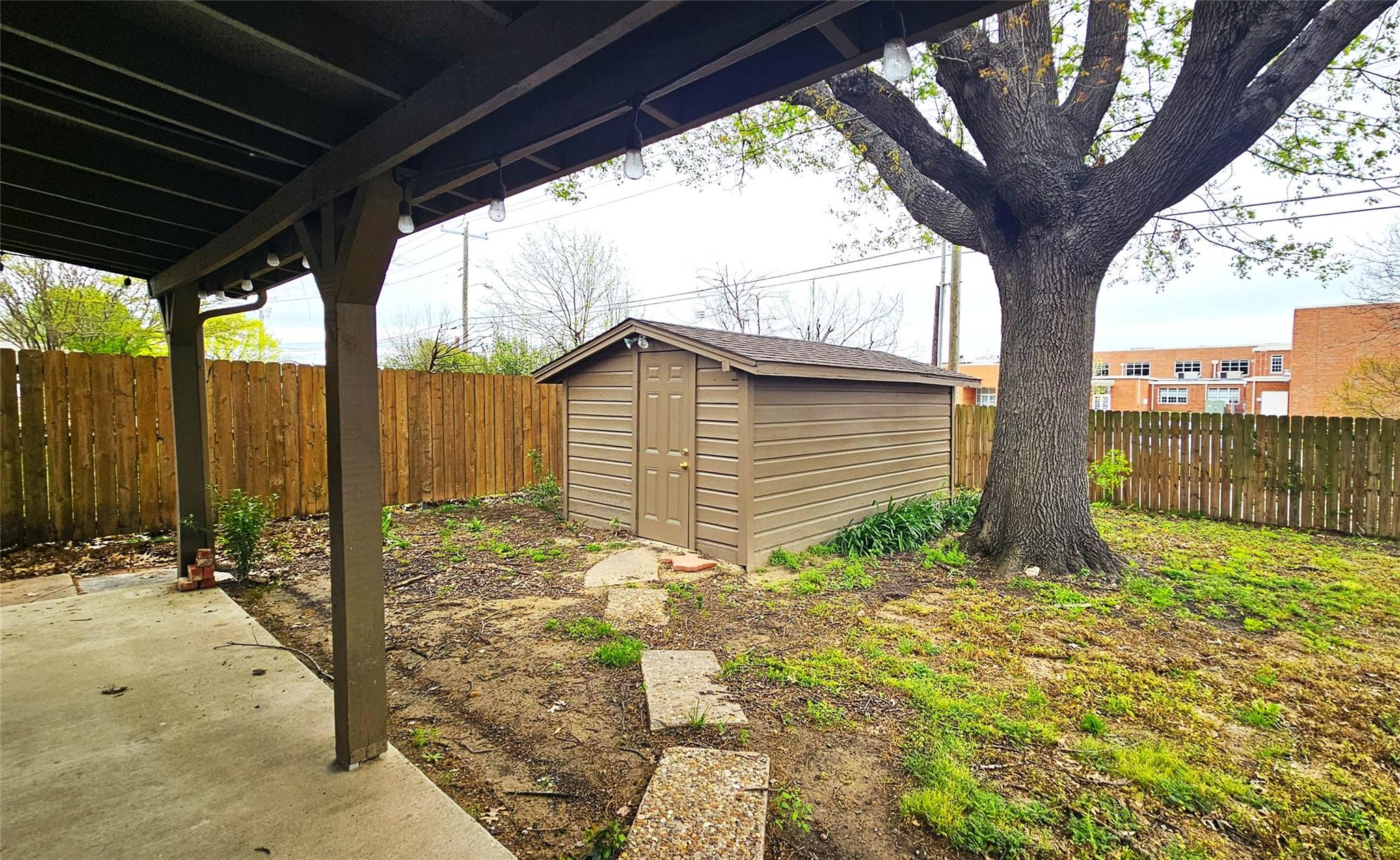 main property photo 36