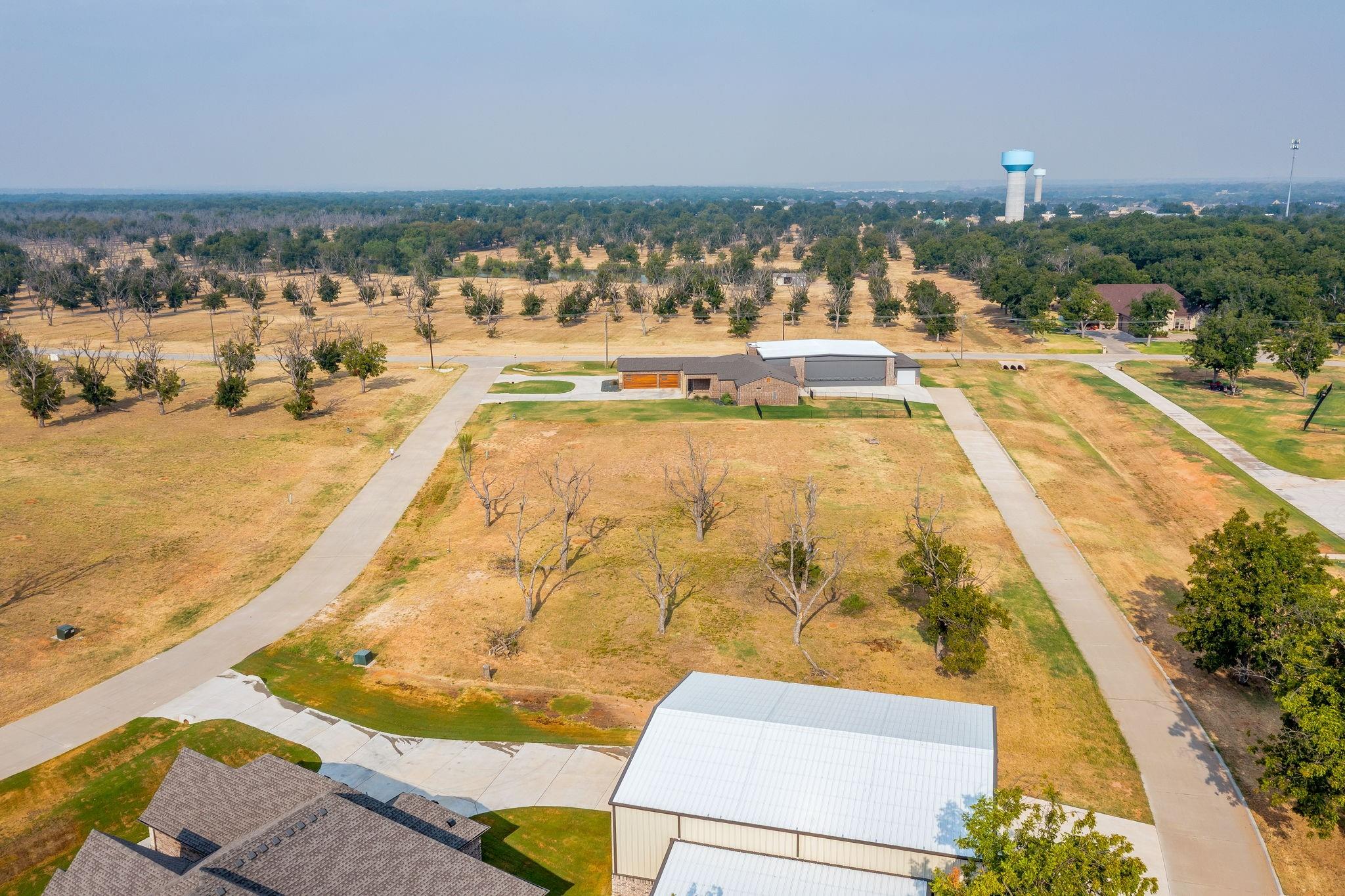 main property photo 5