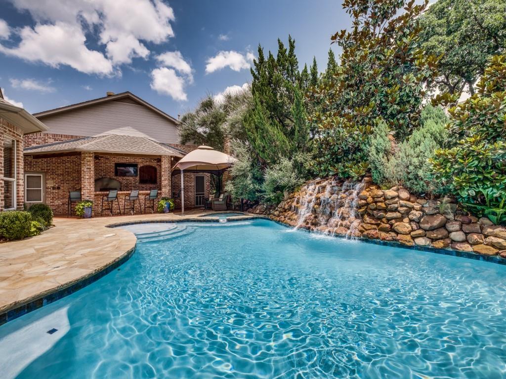main property photo 22