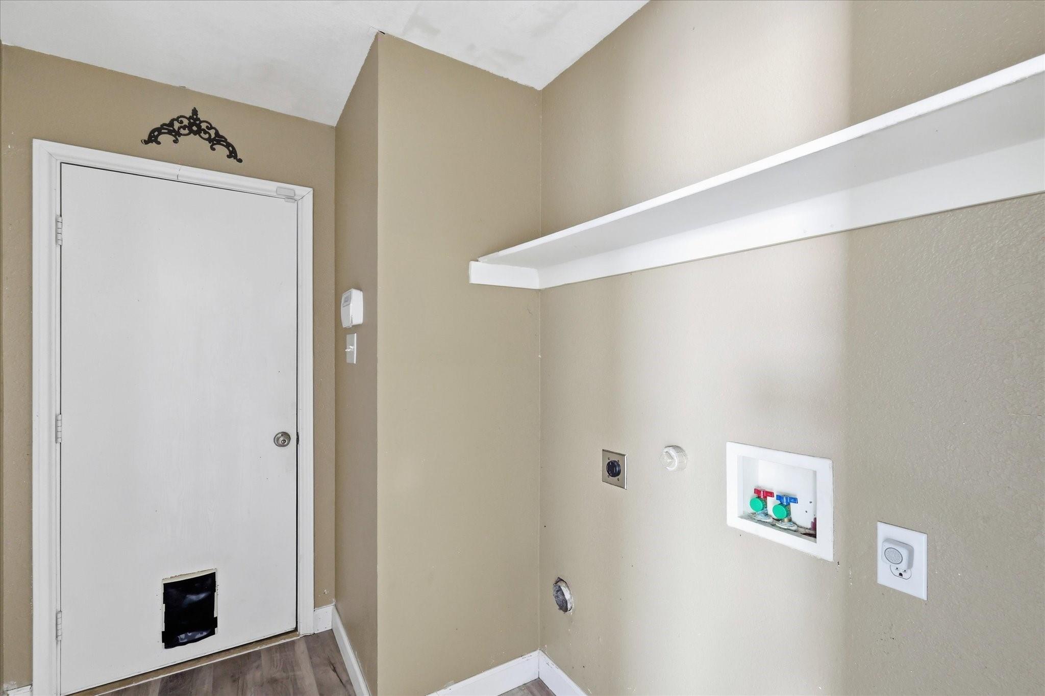 main property photo 24