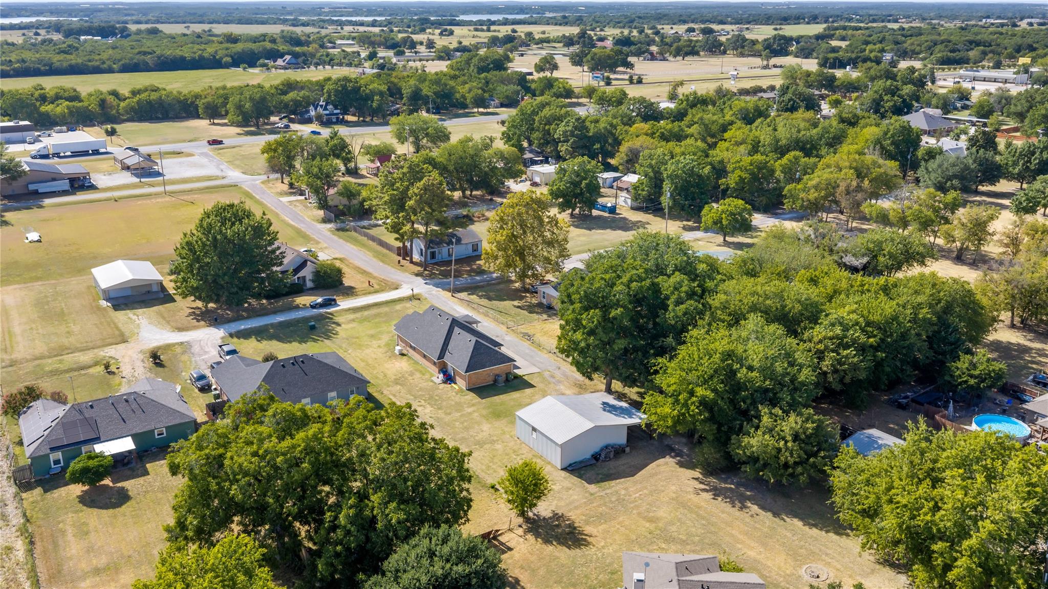 main property photo 24
