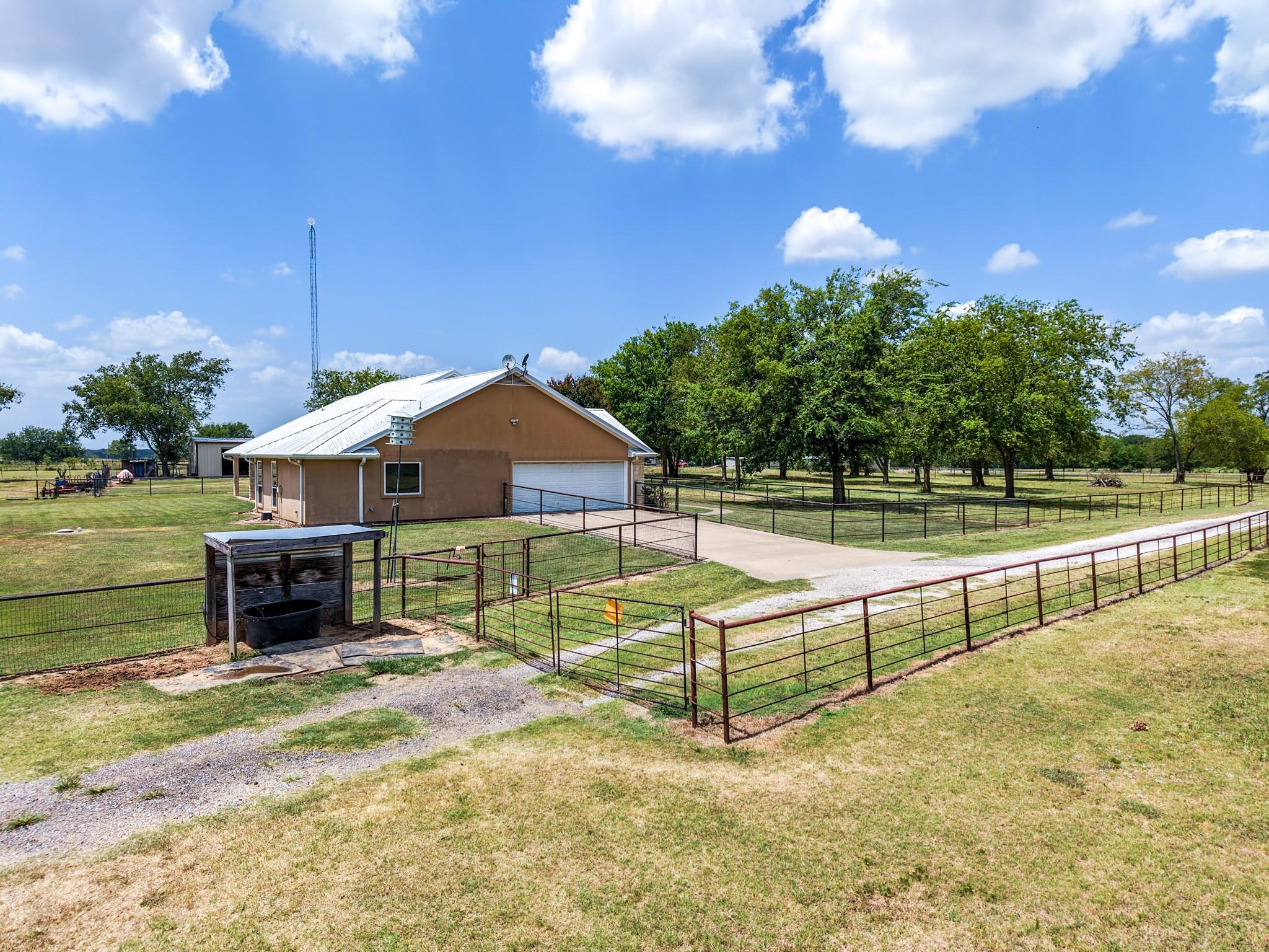 main property photo 36
