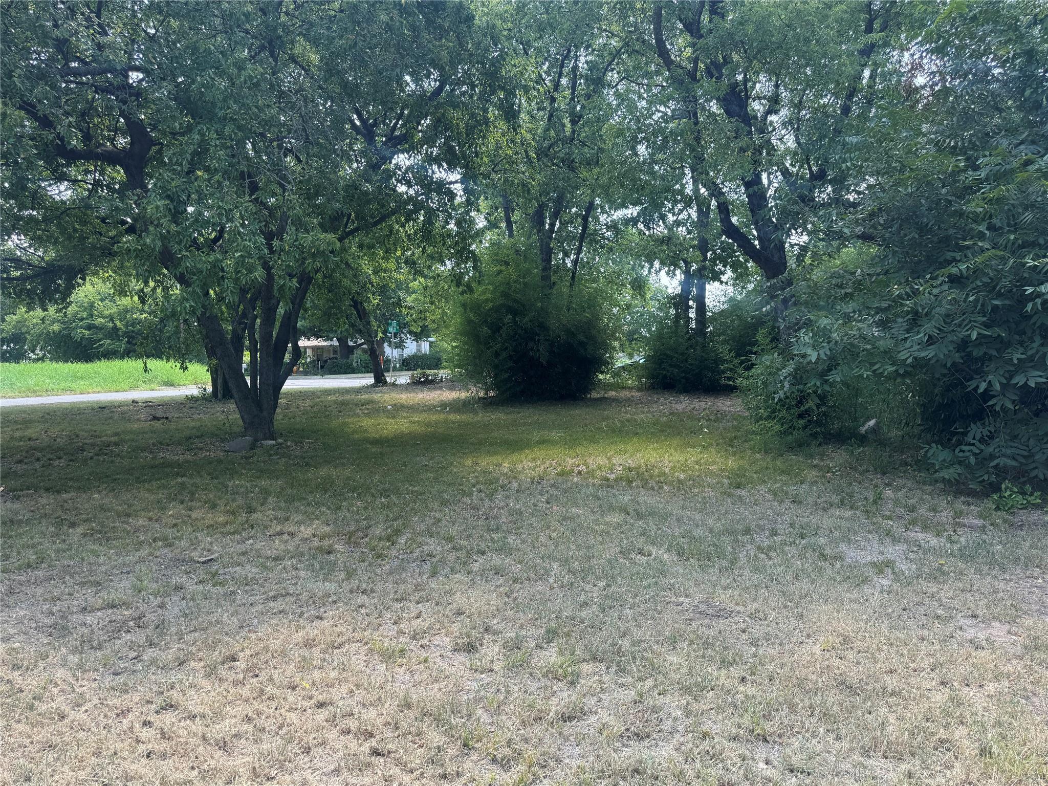 main property photo 12
