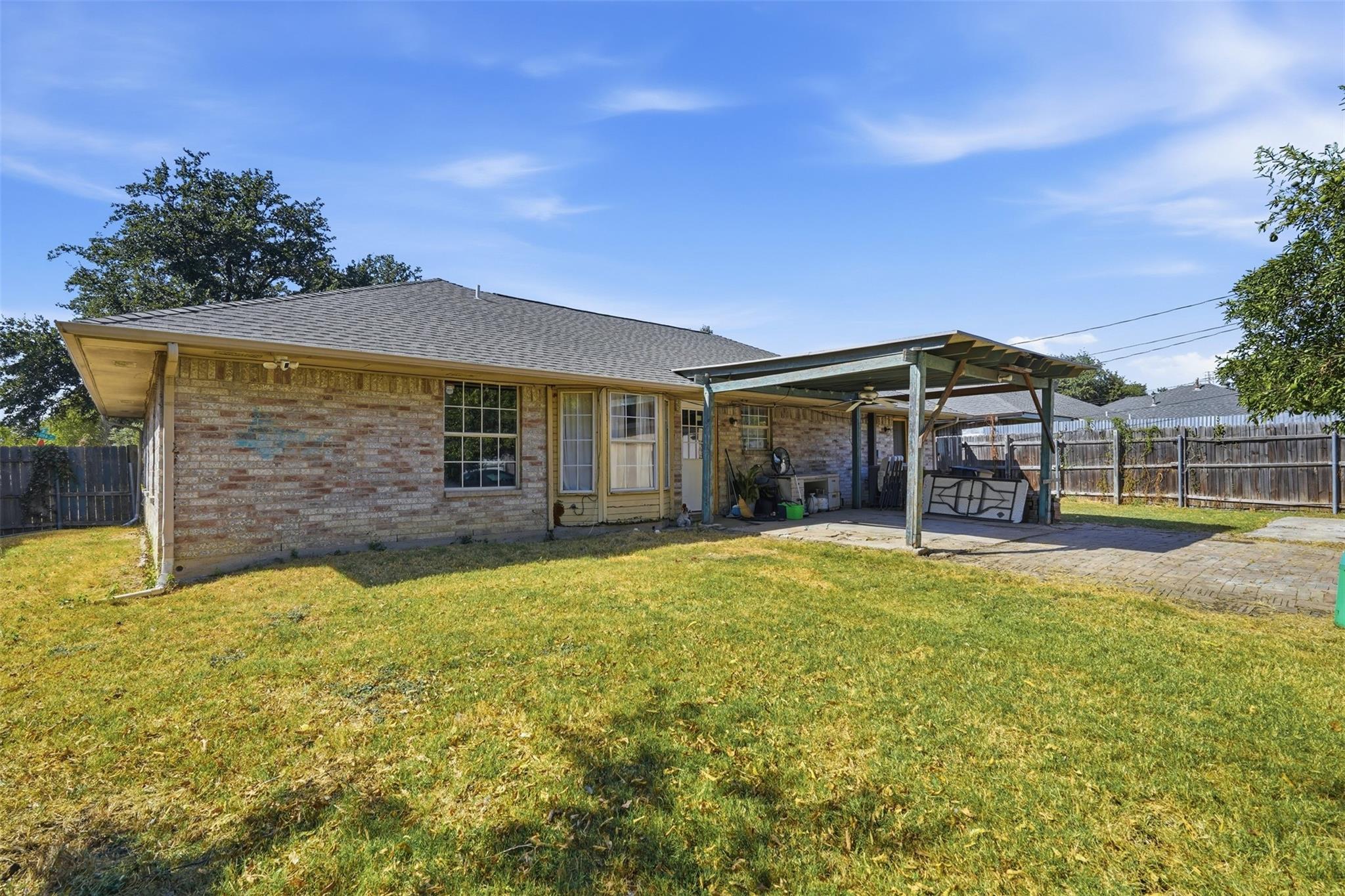 main property photo 26