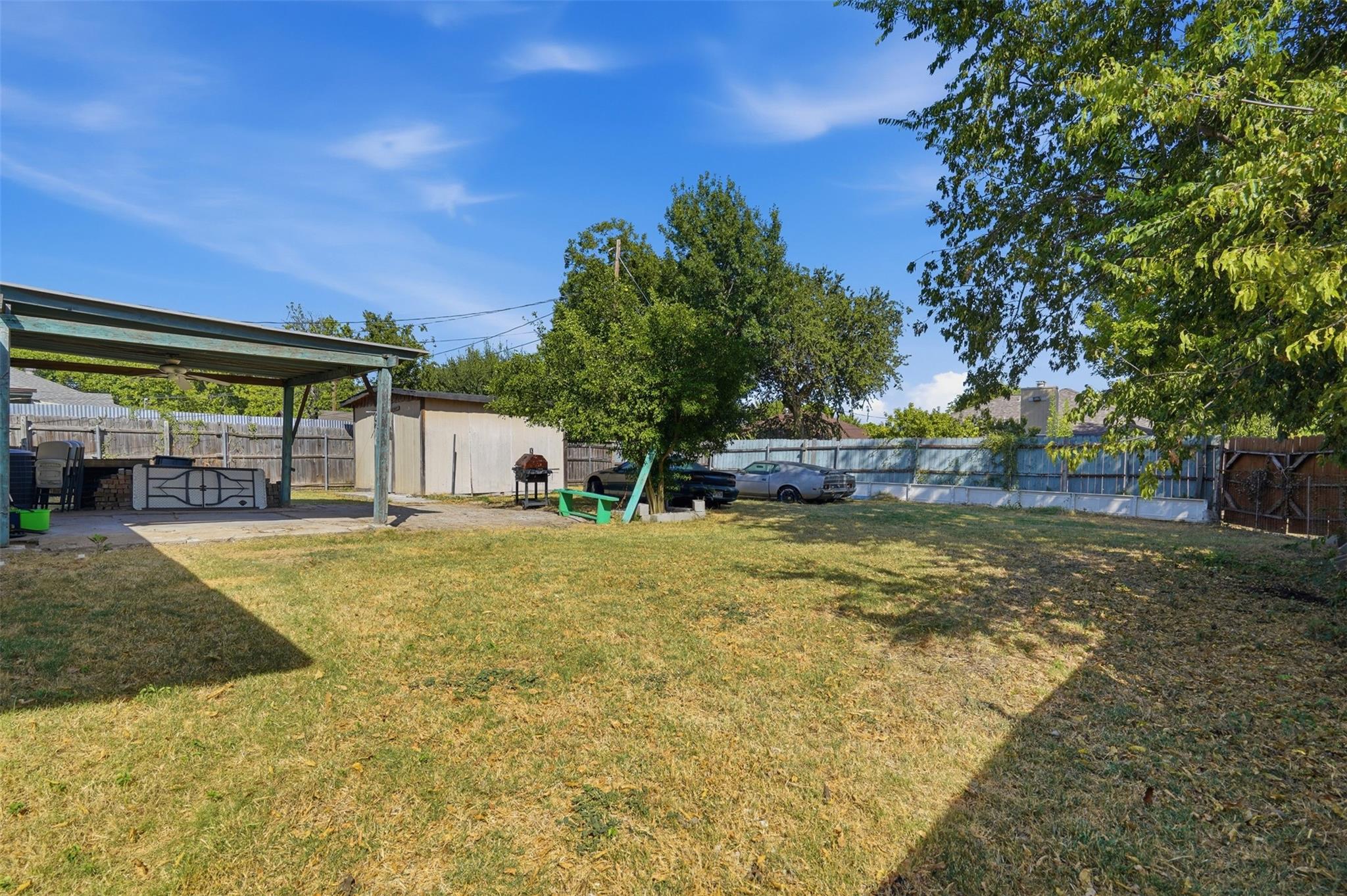 main property photo 29