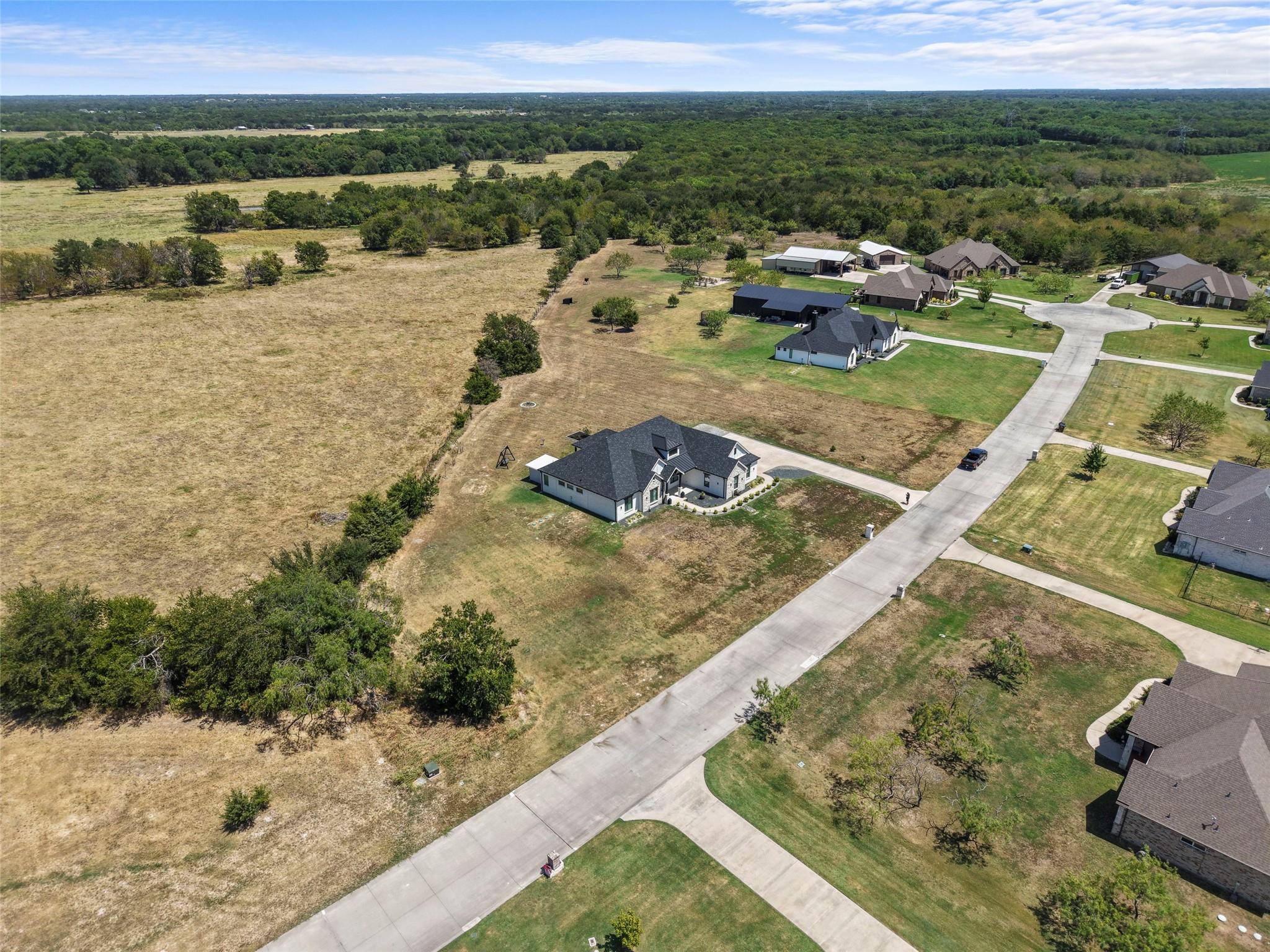 main property photo 36