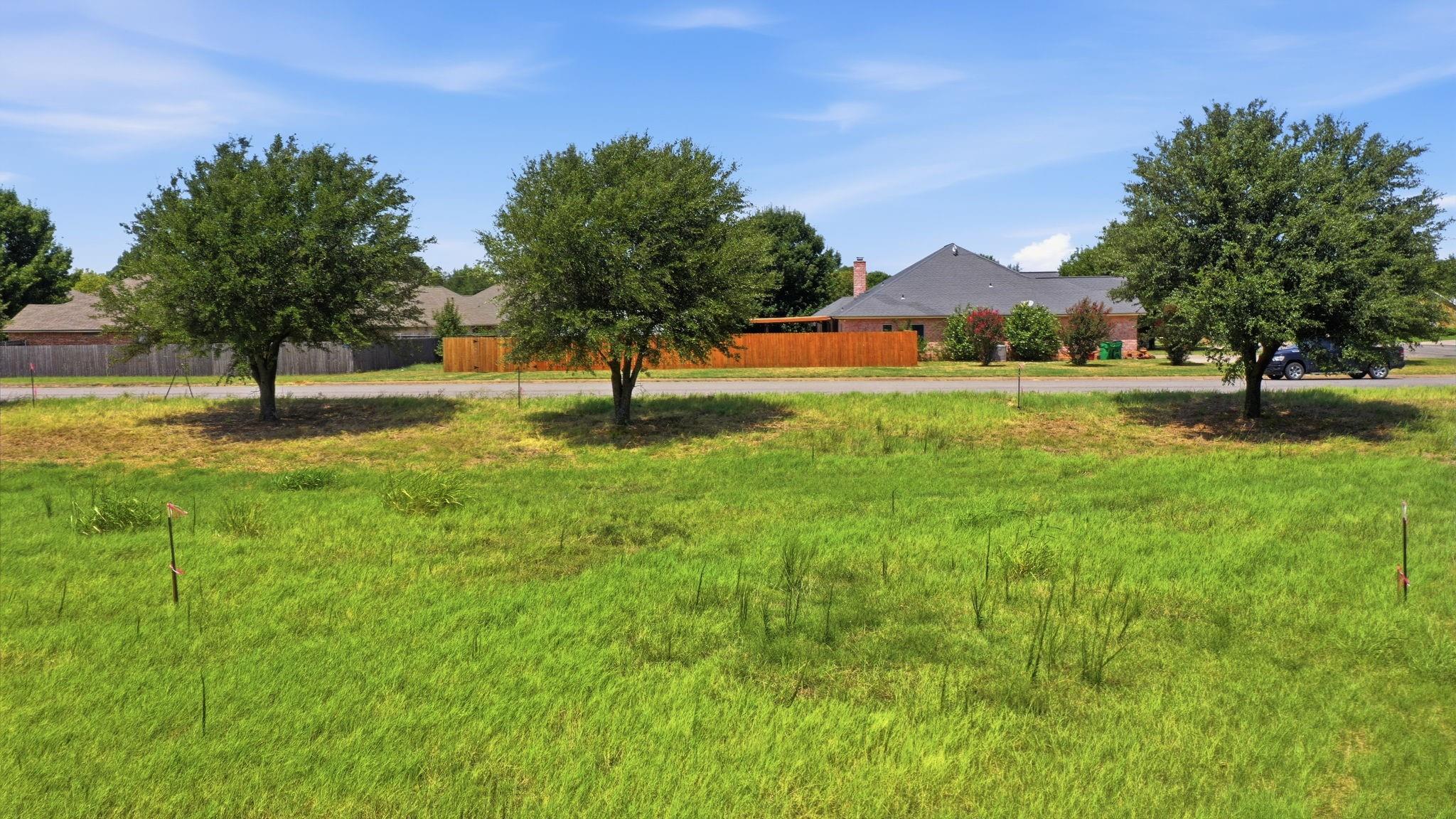 main property photo 12
