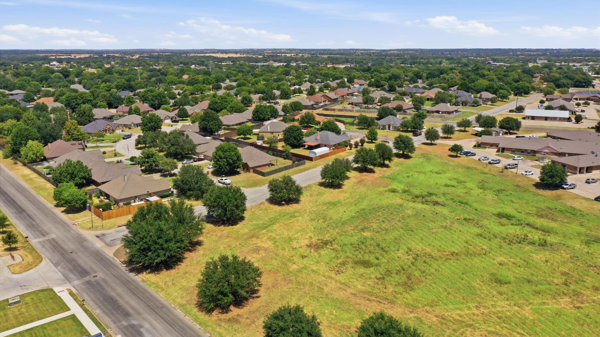 main property photo 7