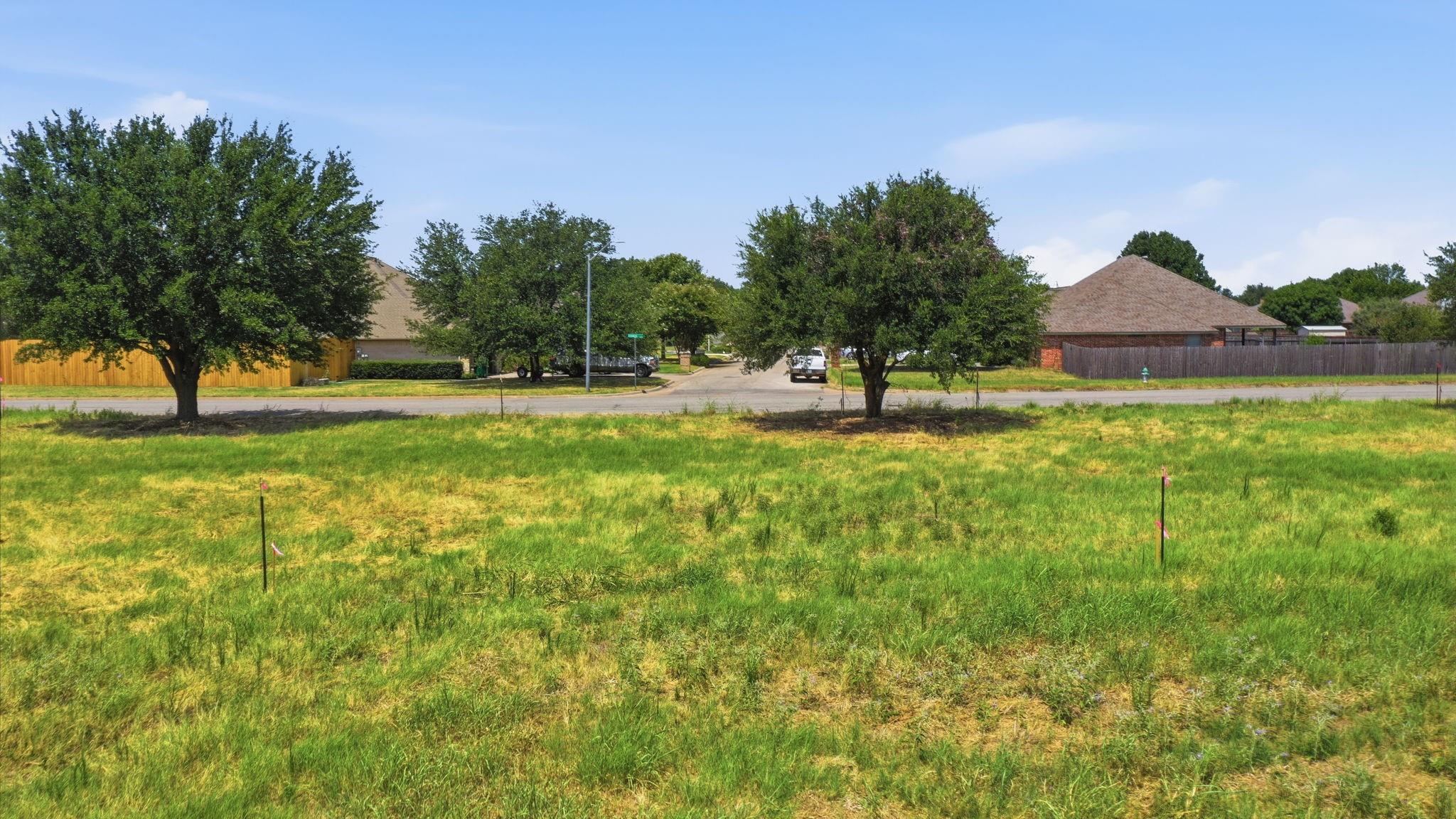 main property photo 13