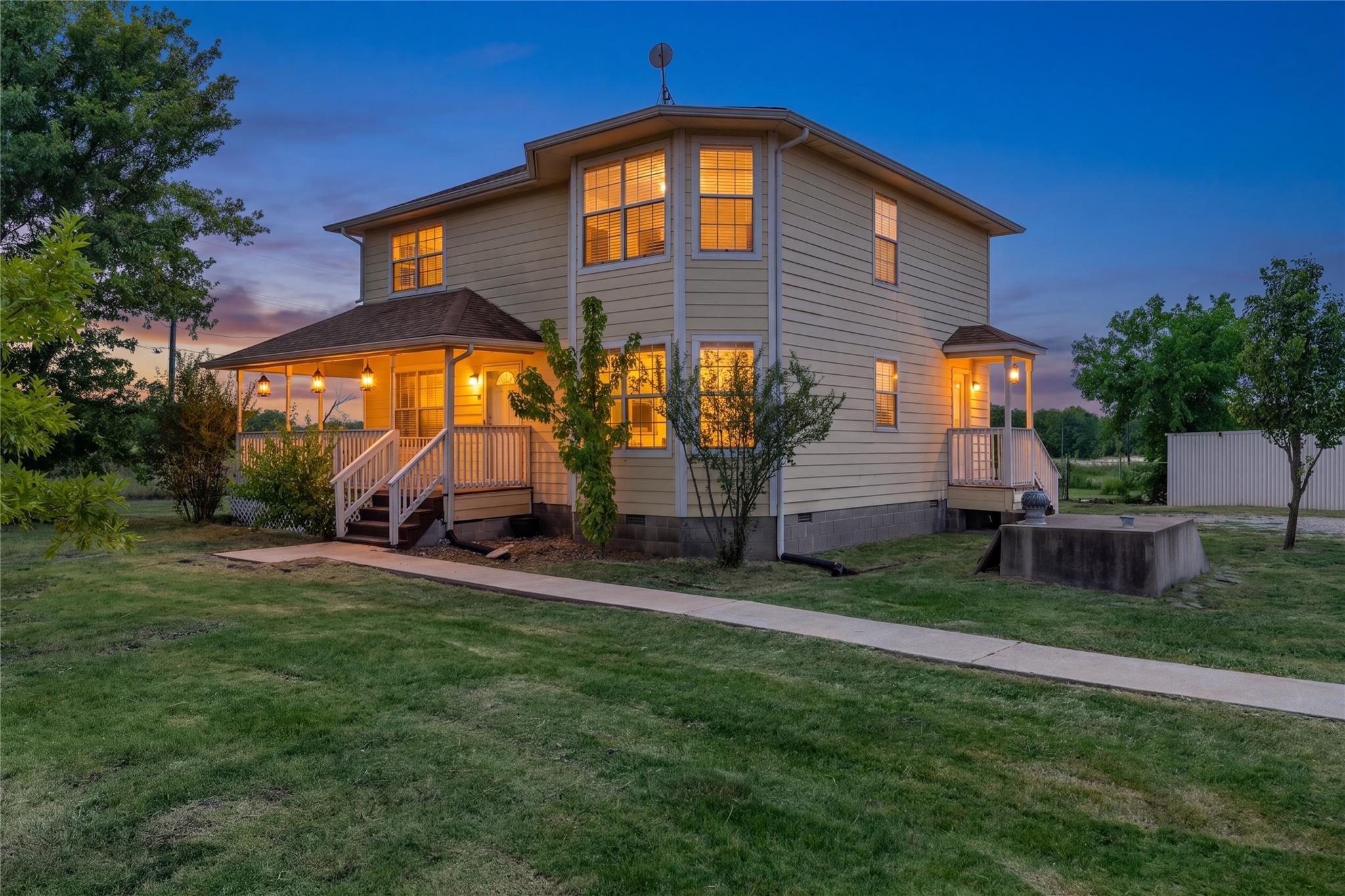 main property photo 27