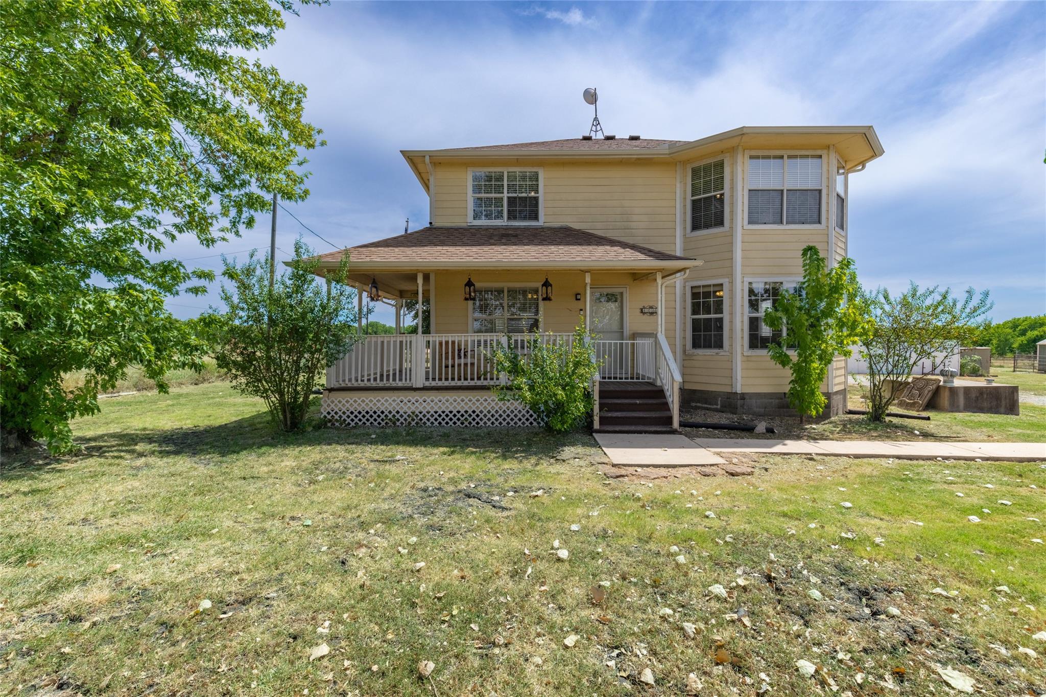 main property photo 3