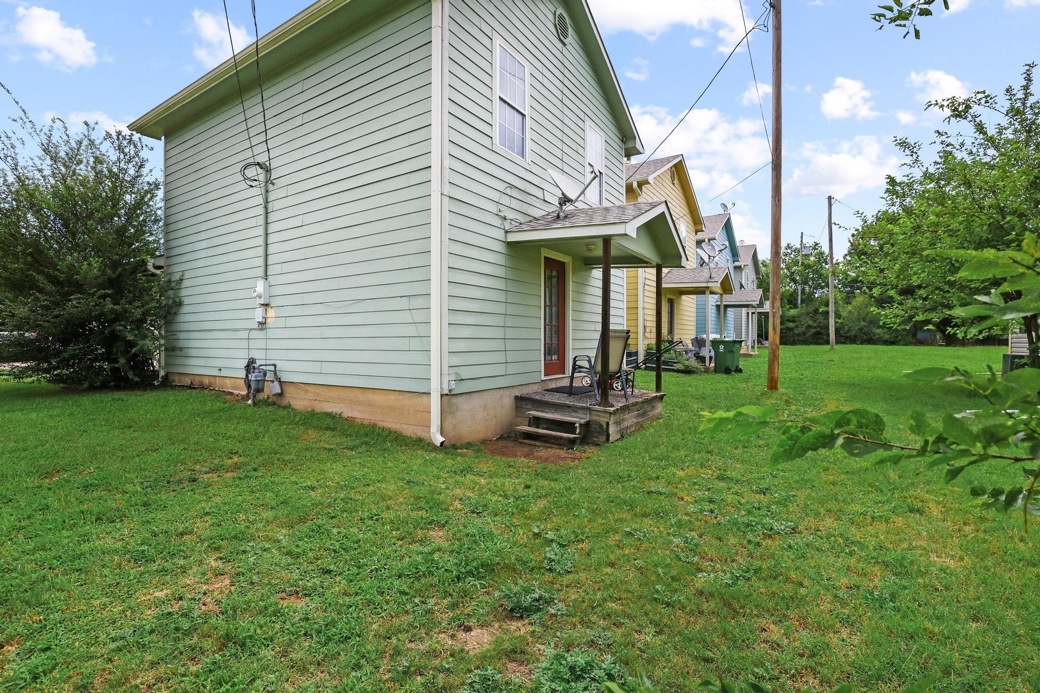main property photo 13