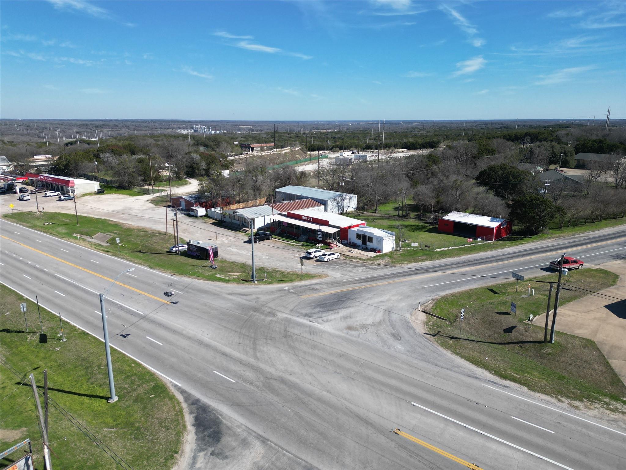 main property photo 3