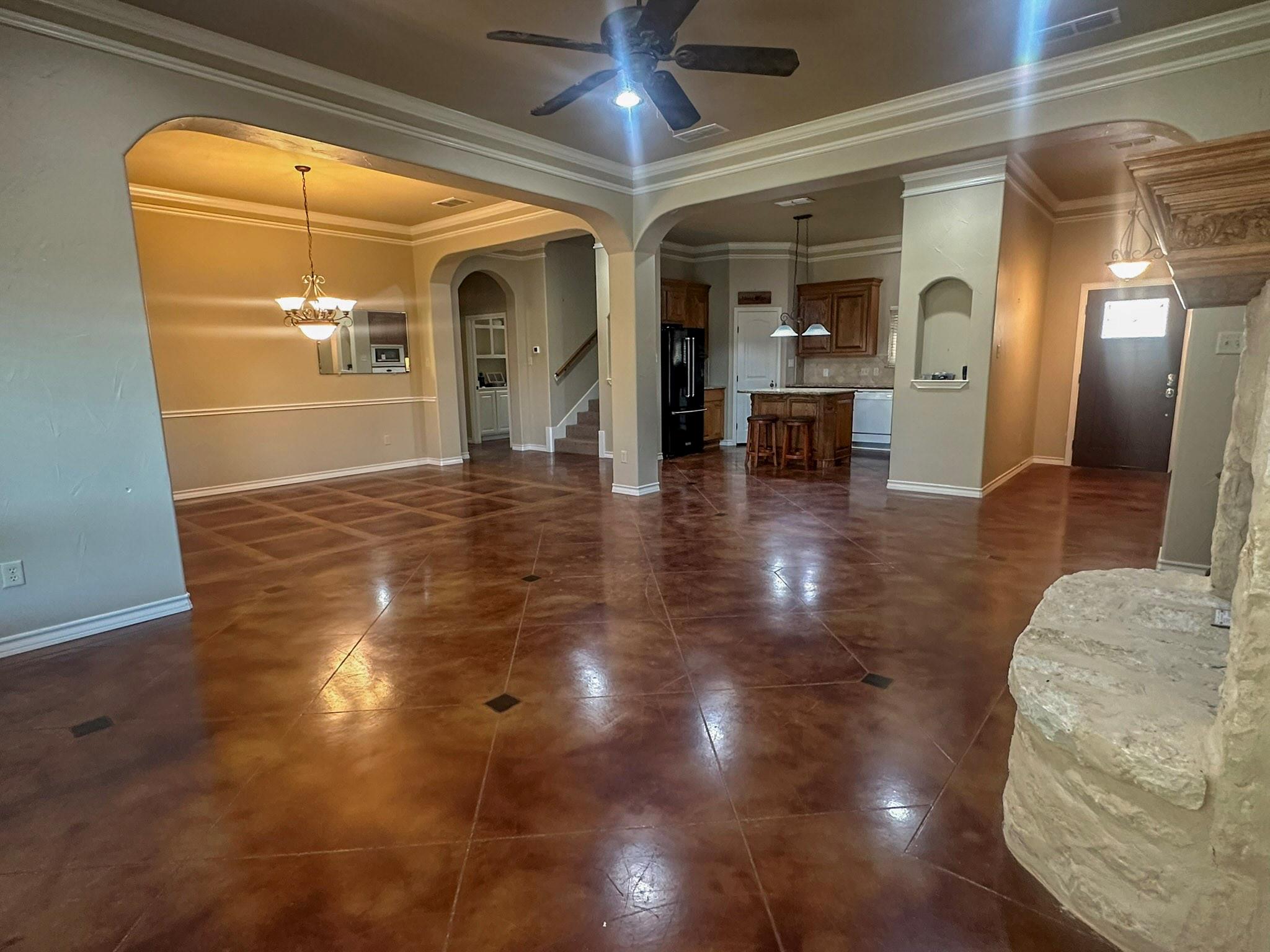 main property photo 9