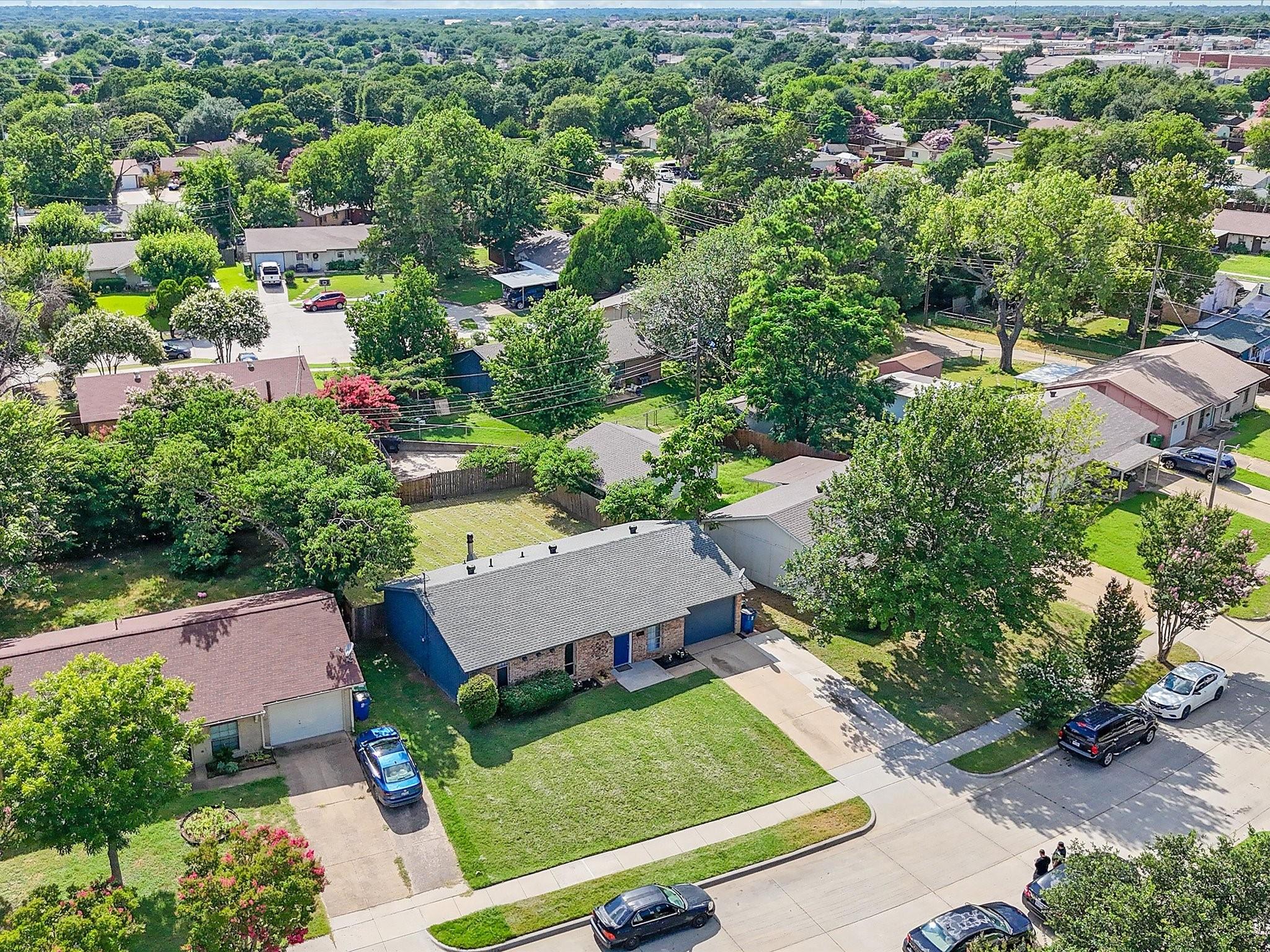 main property photo 23