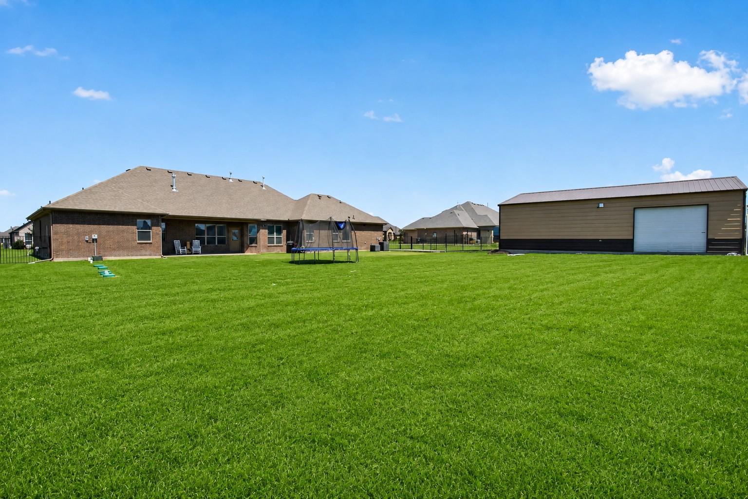 main property photo 34