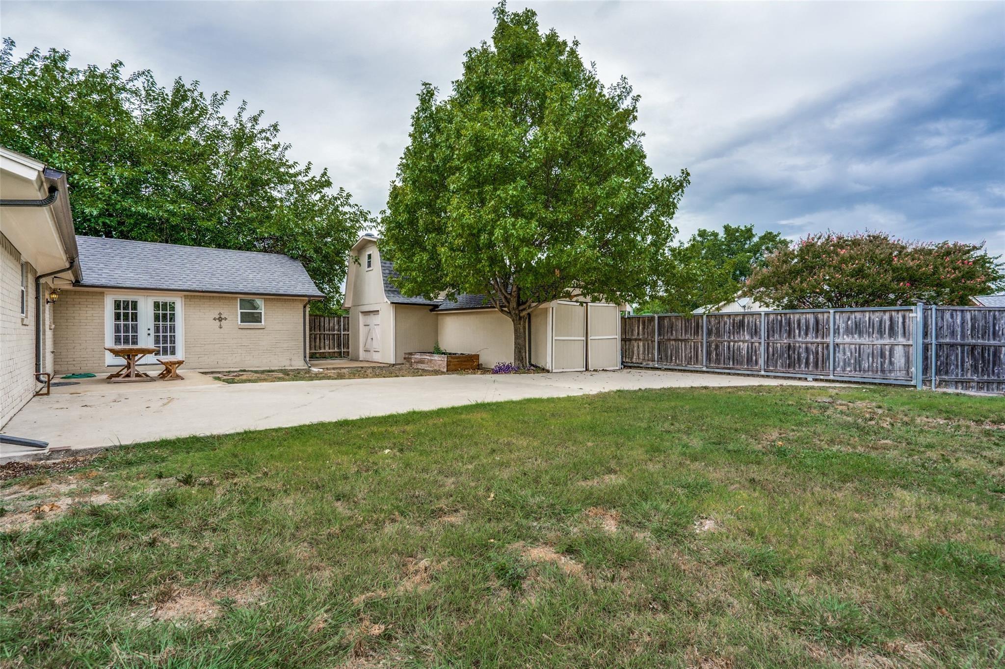 main property photo 35