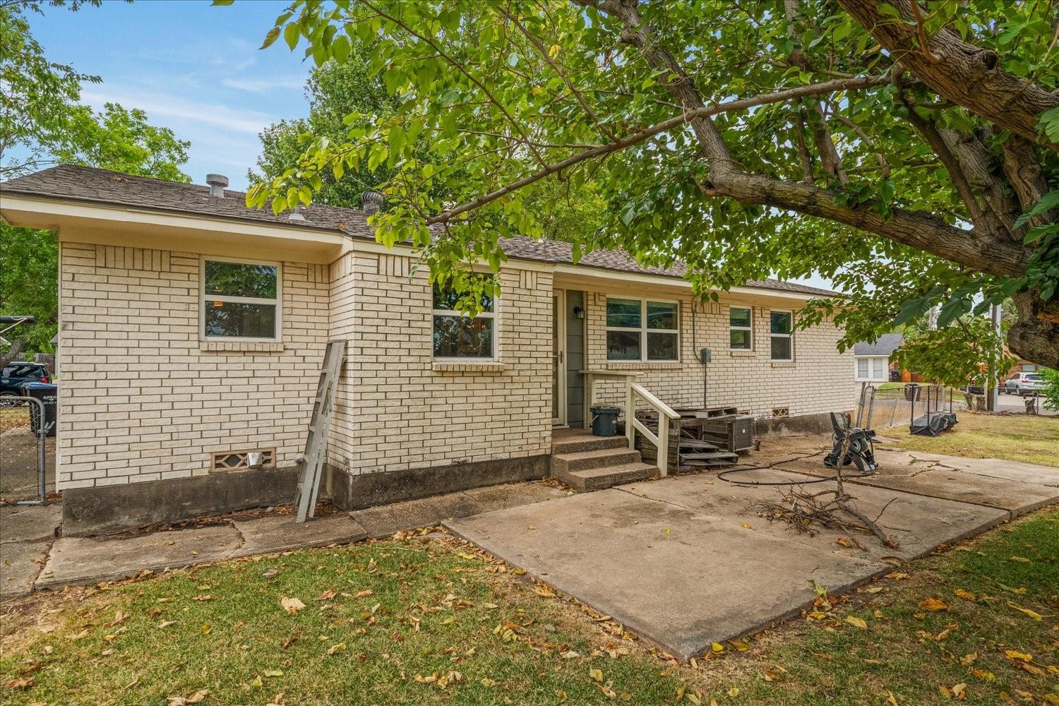 main property photo 26