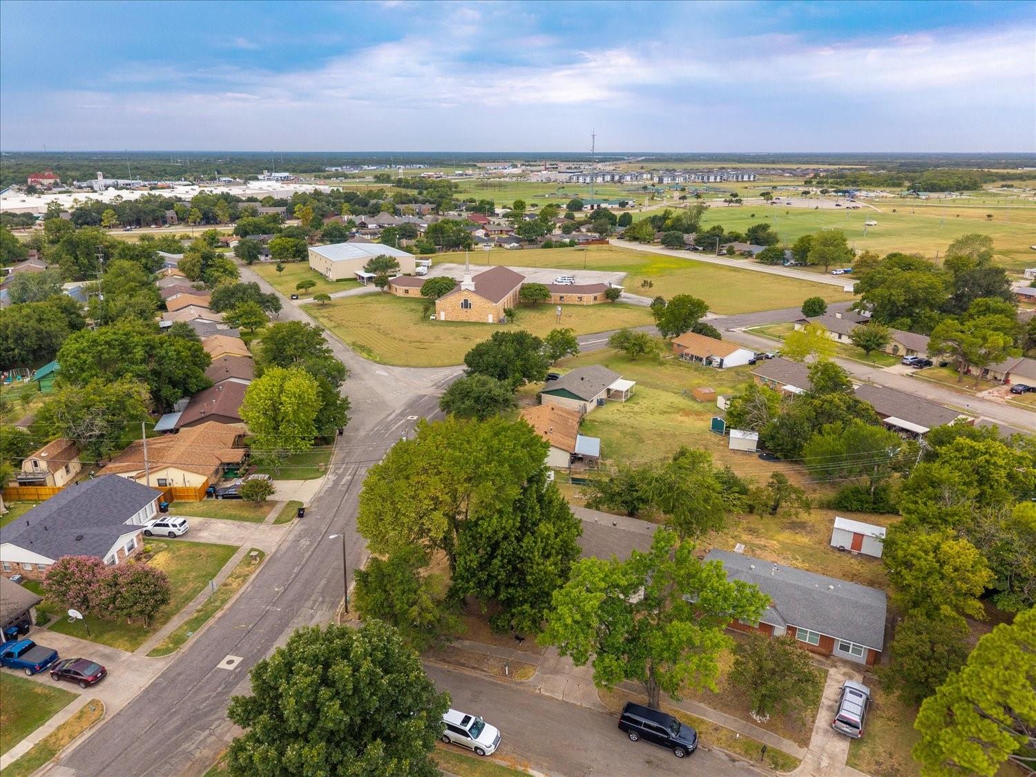 main property photo 33