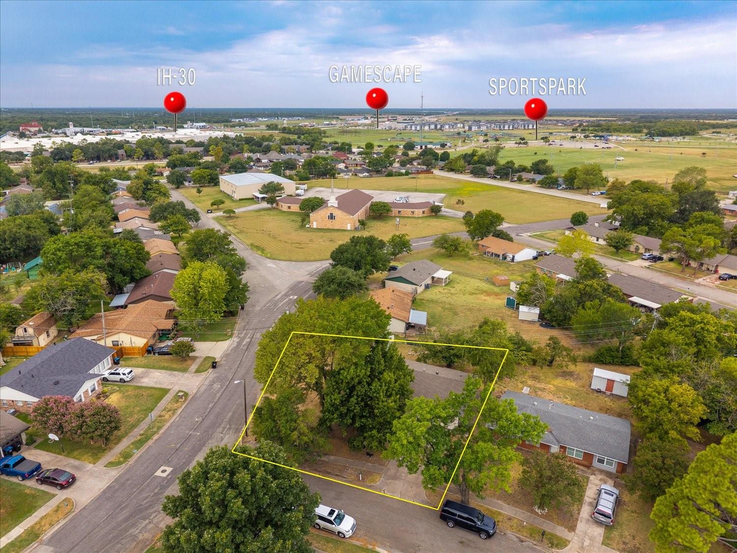 main property photo 34