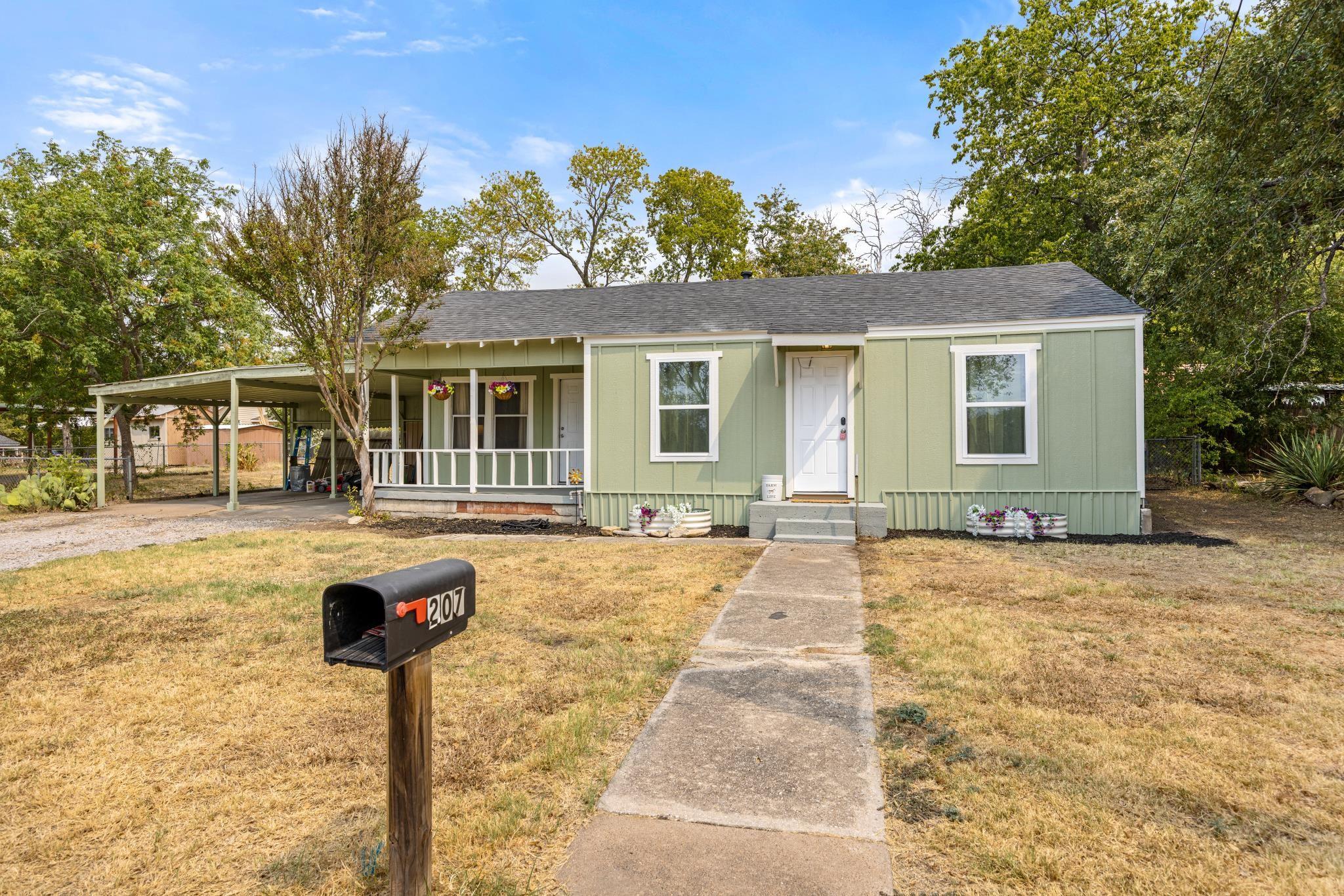 main property photo 22