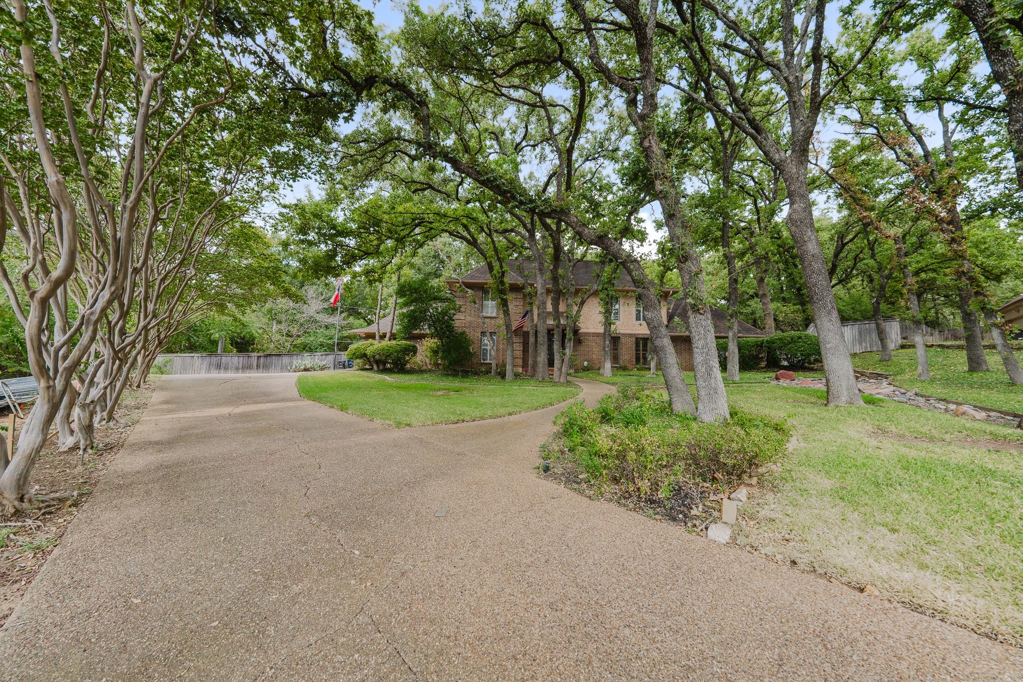 main property photo 32