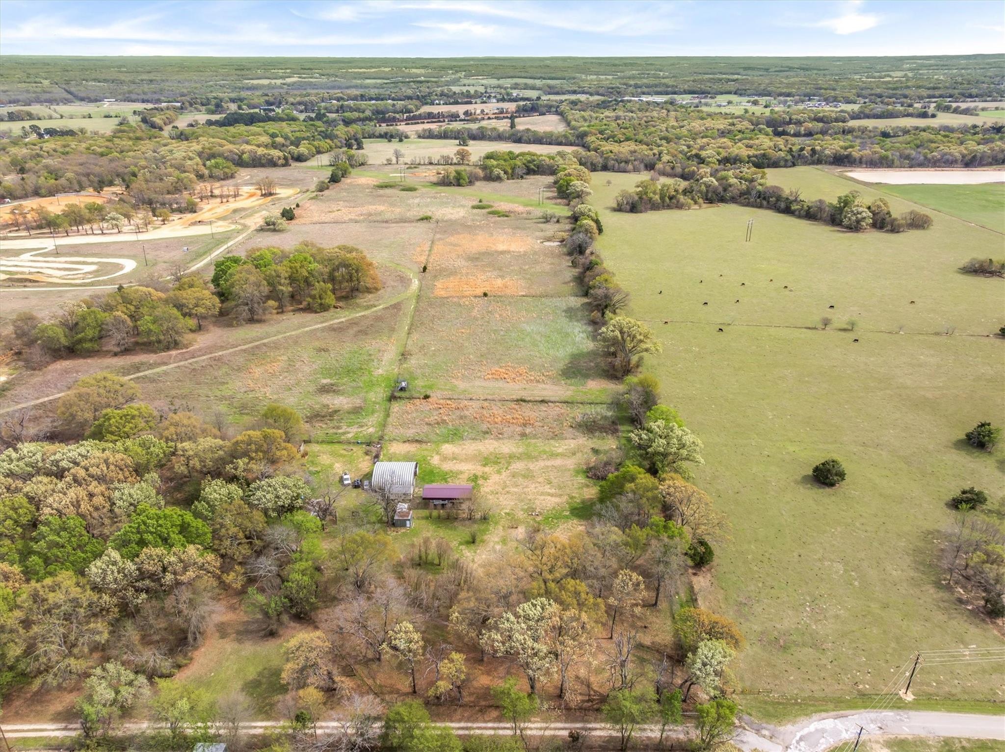 main property photo 4