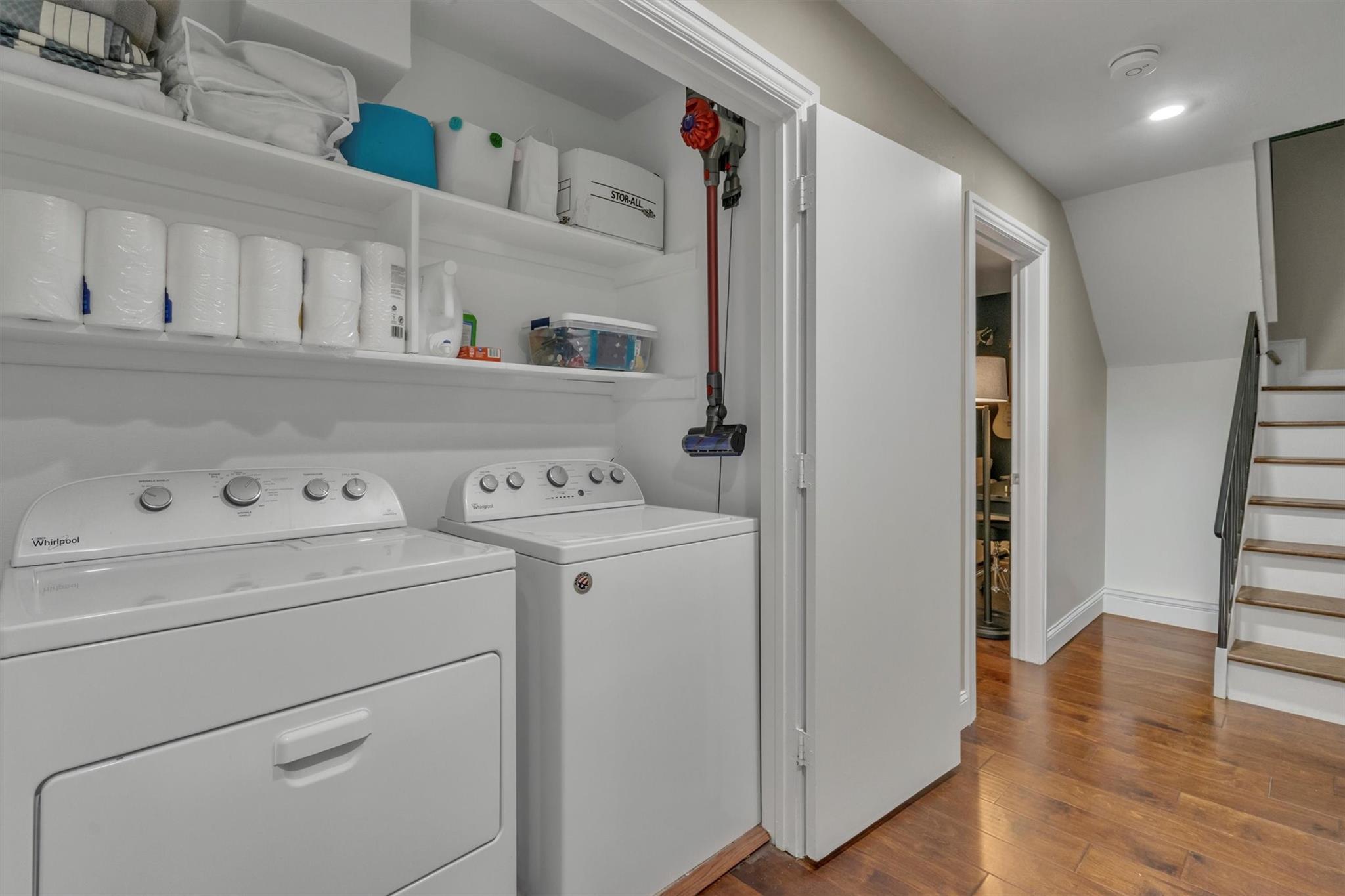 main property photo 23