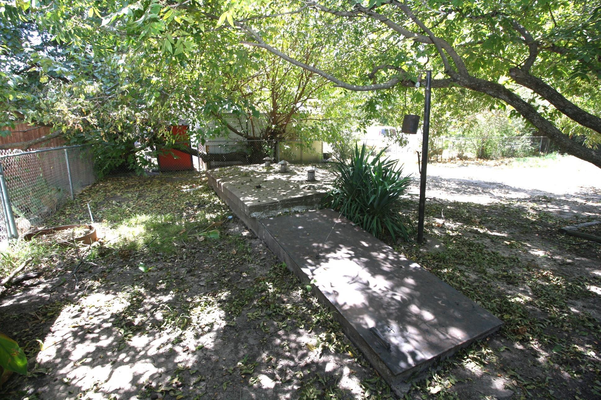 main property photo 27