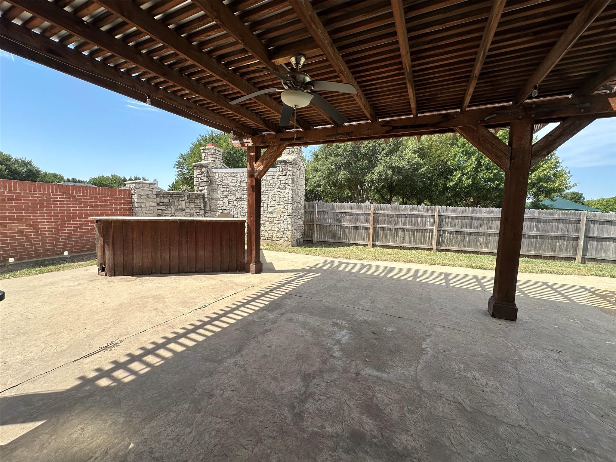 main property photo 21
