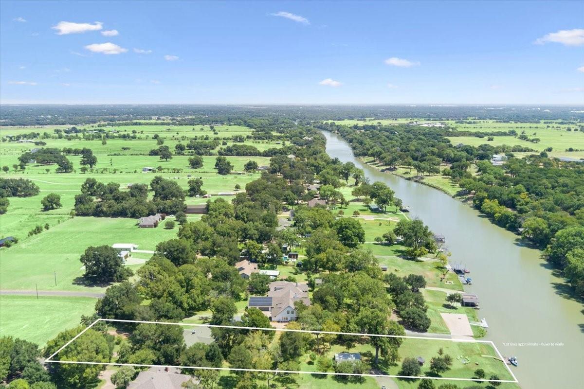 main property photo 37