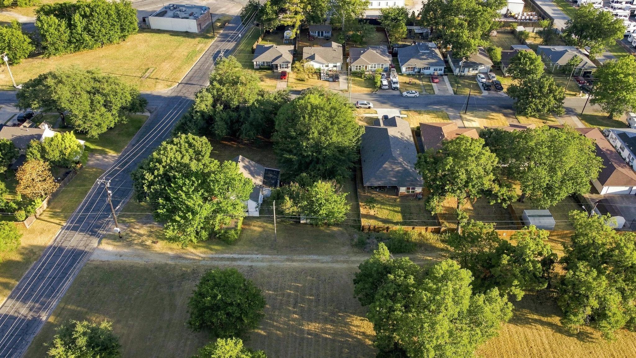 main property photo 20