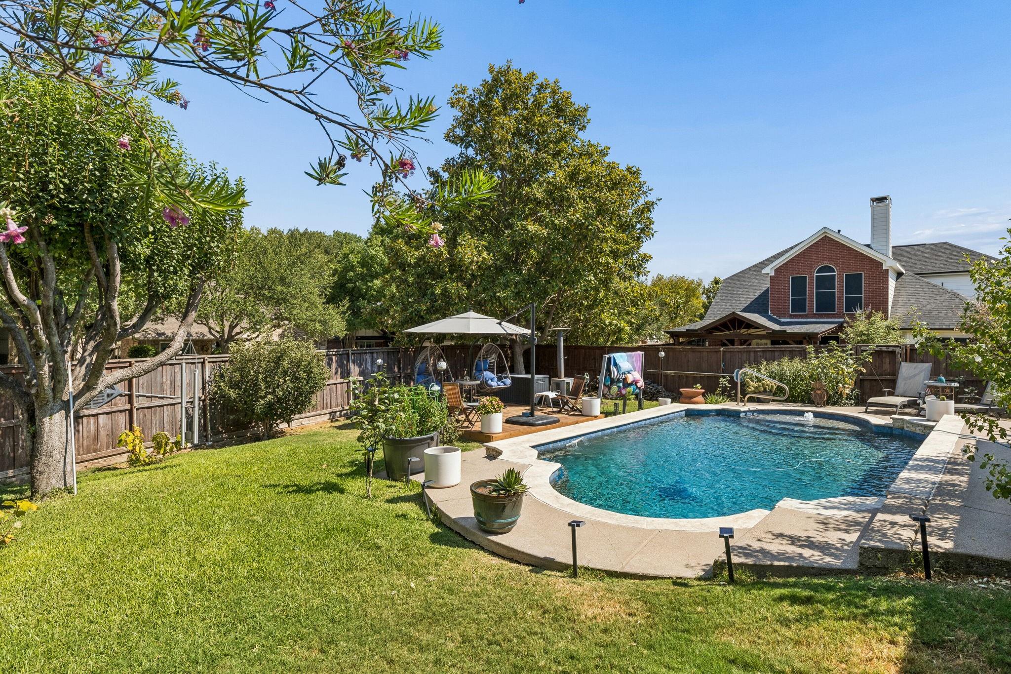 main property photo 22