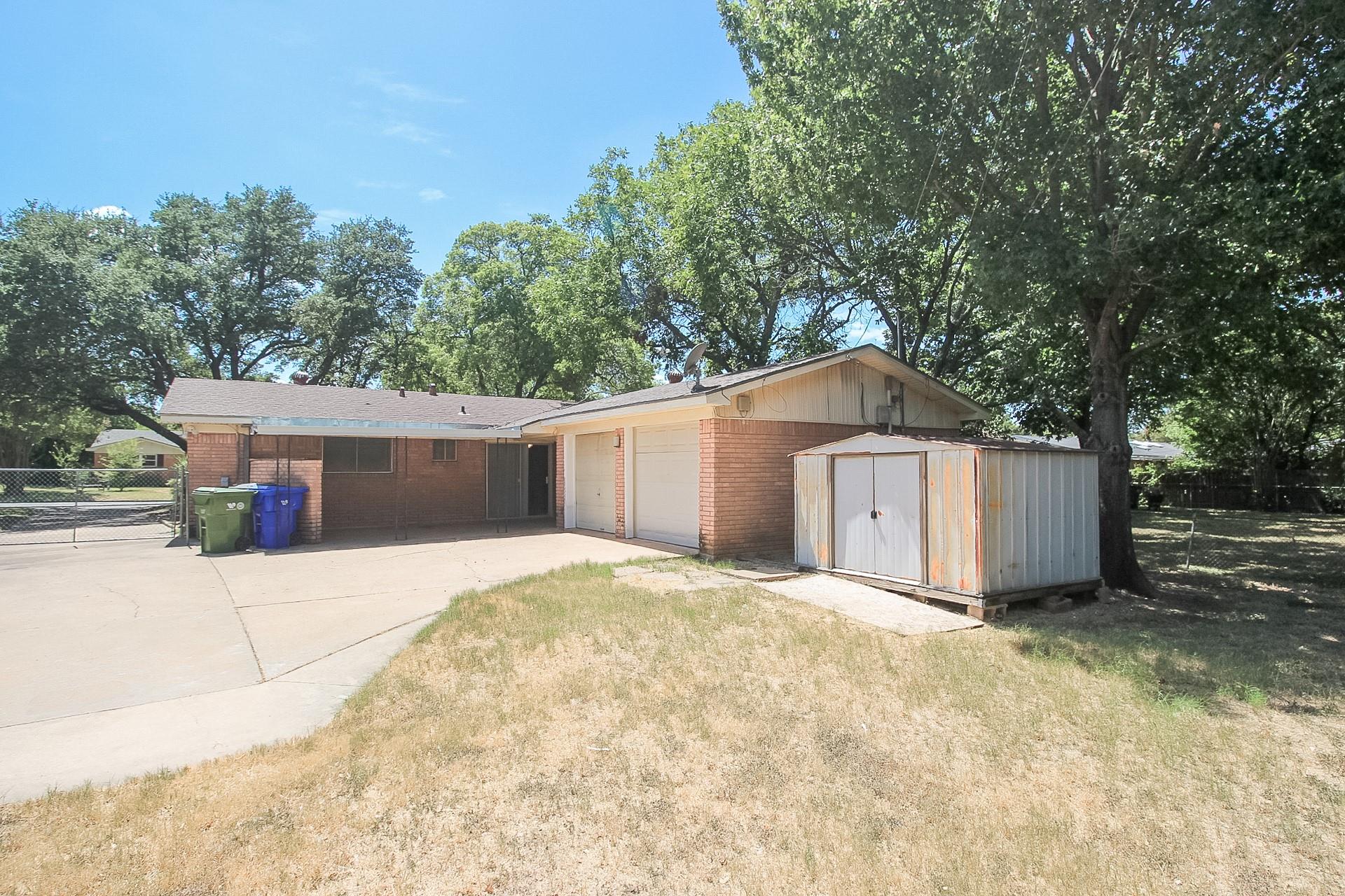 main property photo 20
