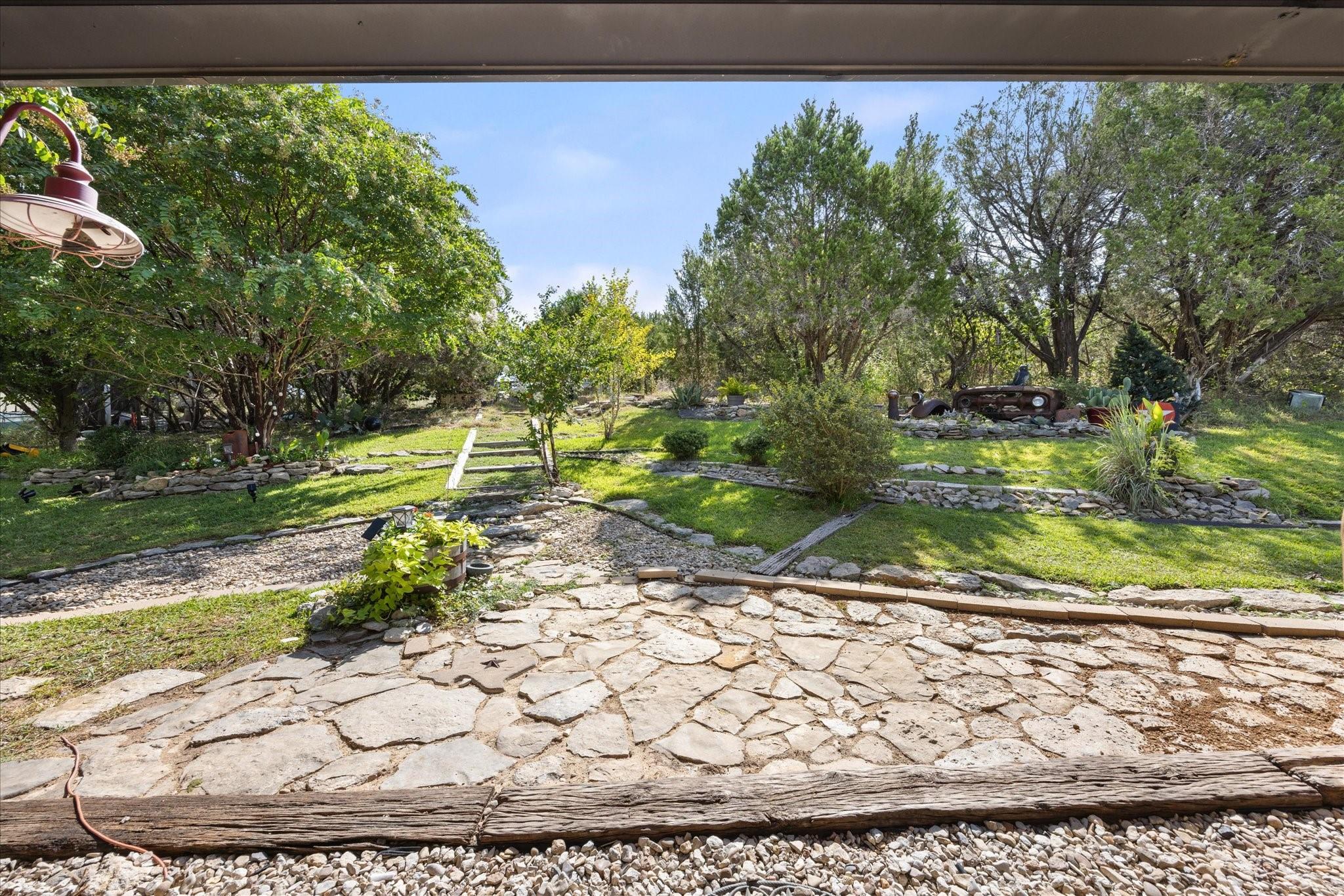 main property photo 30