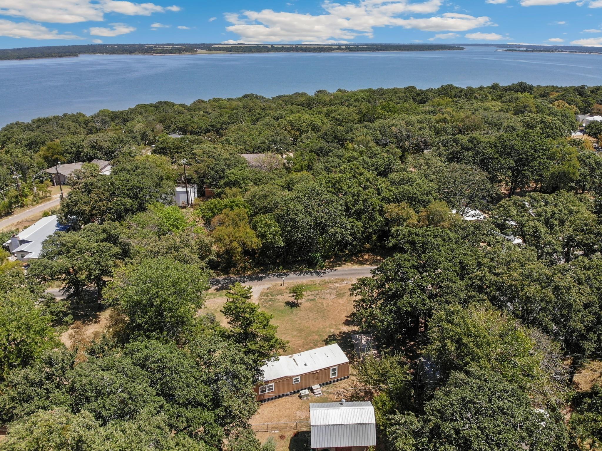 main property photo 28
