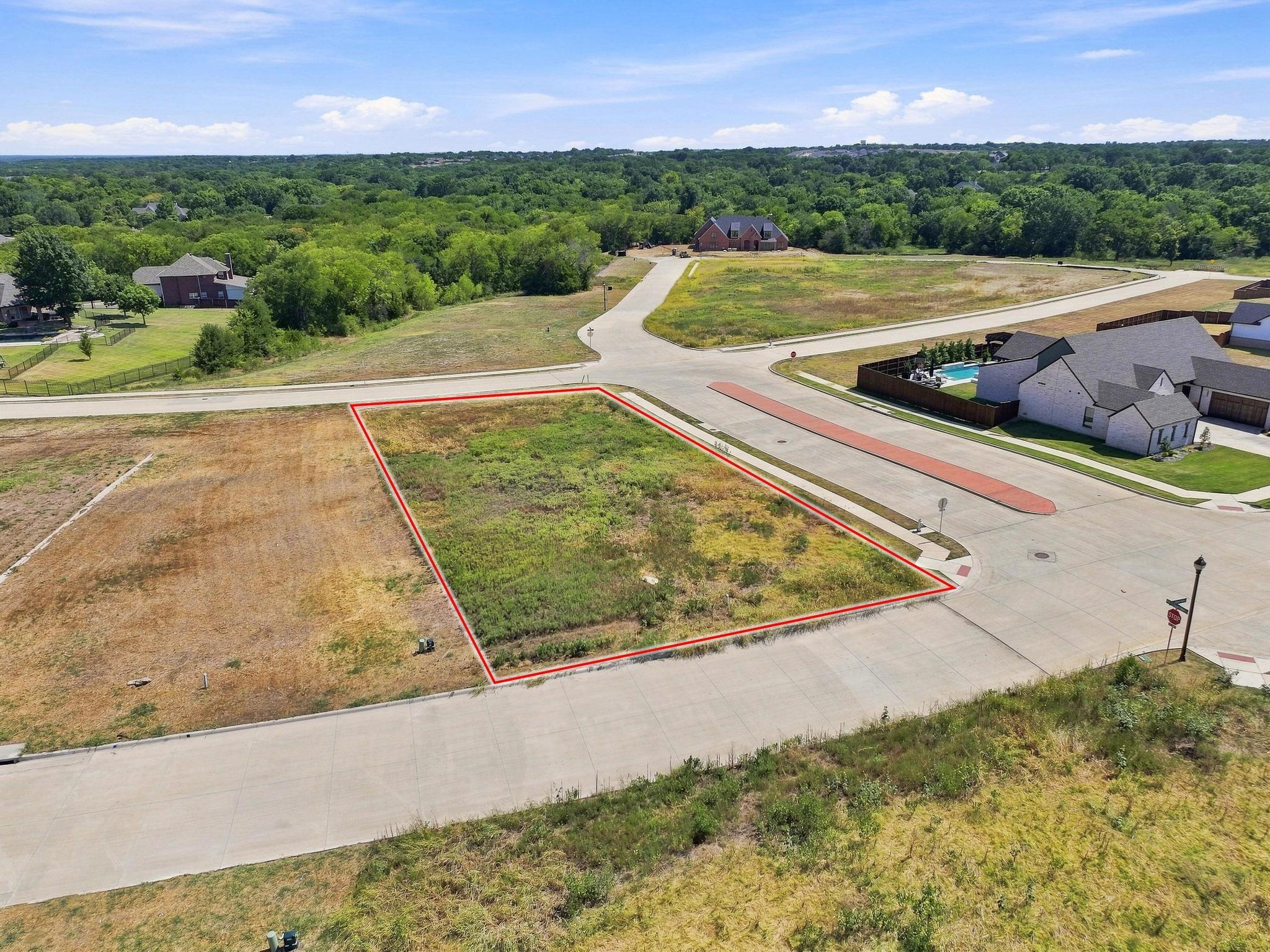 main property photo 14