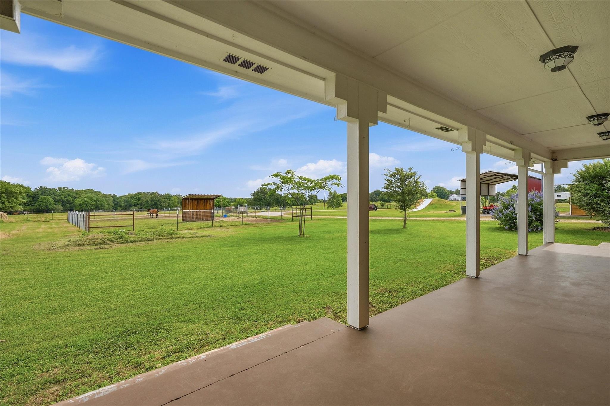 main property photo 18