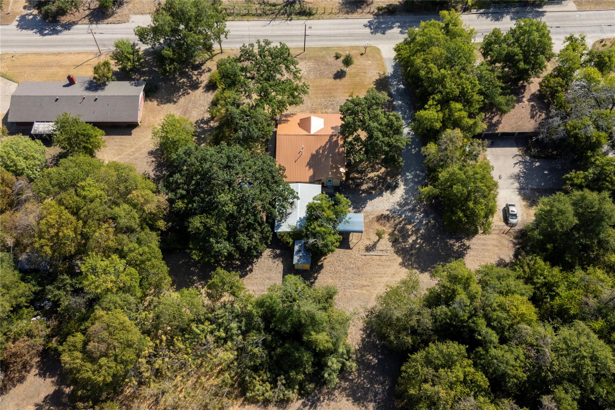 main property photo 23