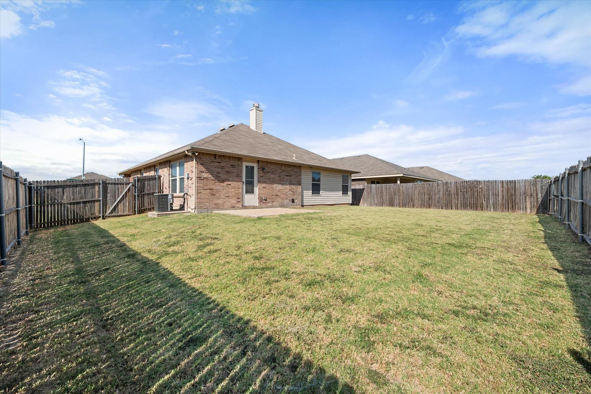 main property photo 20