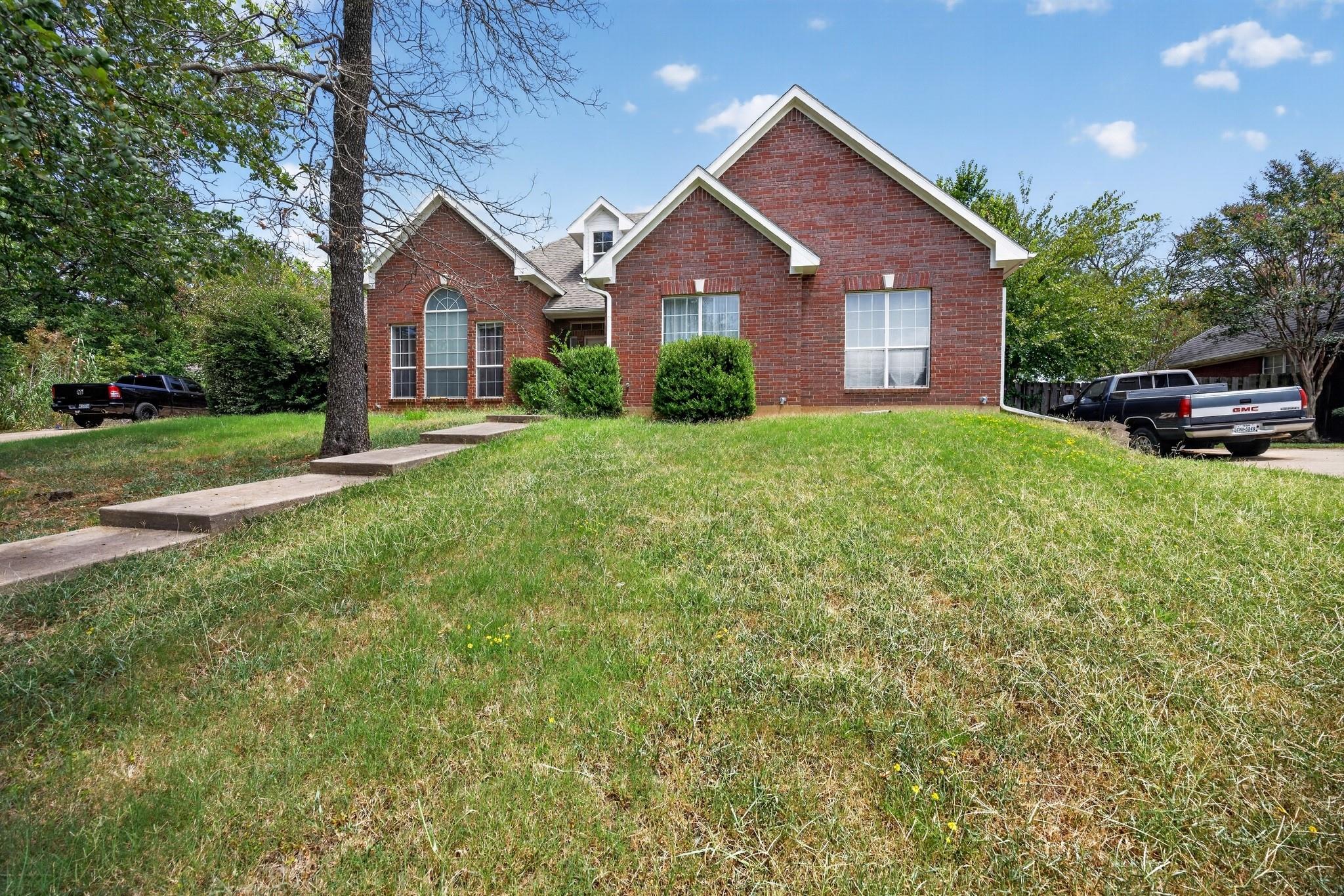 main property photo 1