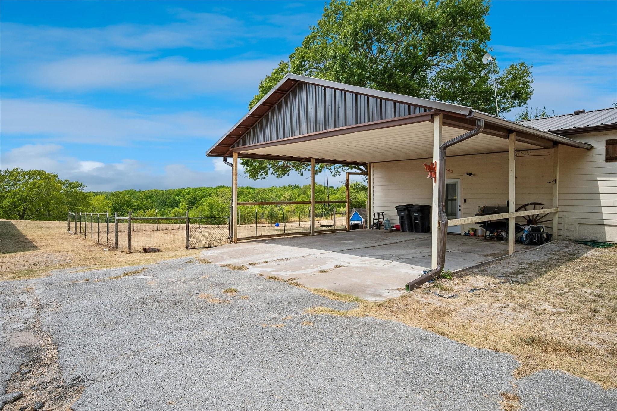 main property photo 24