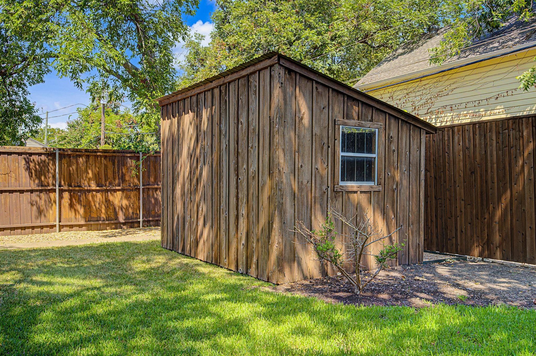 main property photo 21