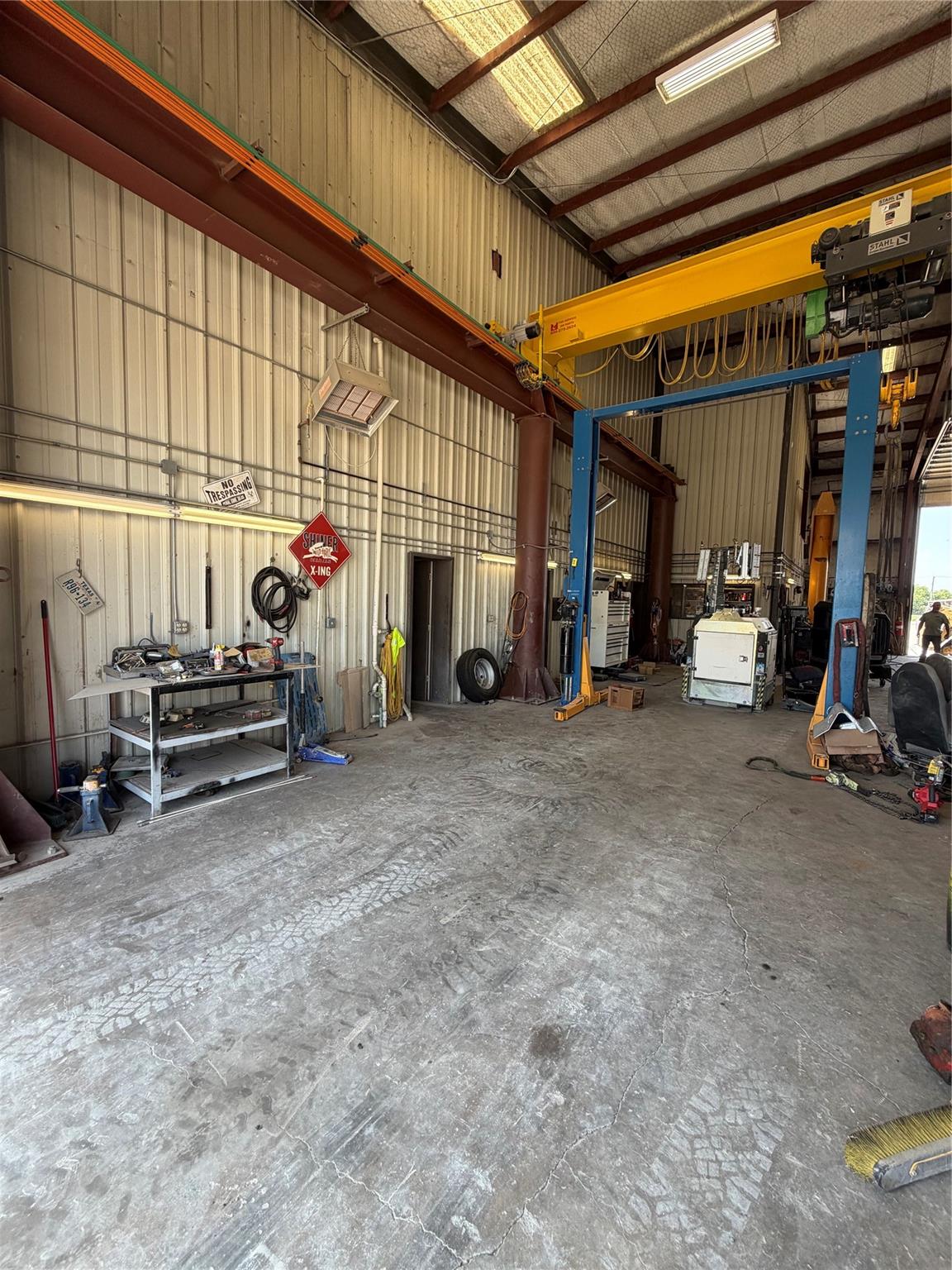 main property photo 10
