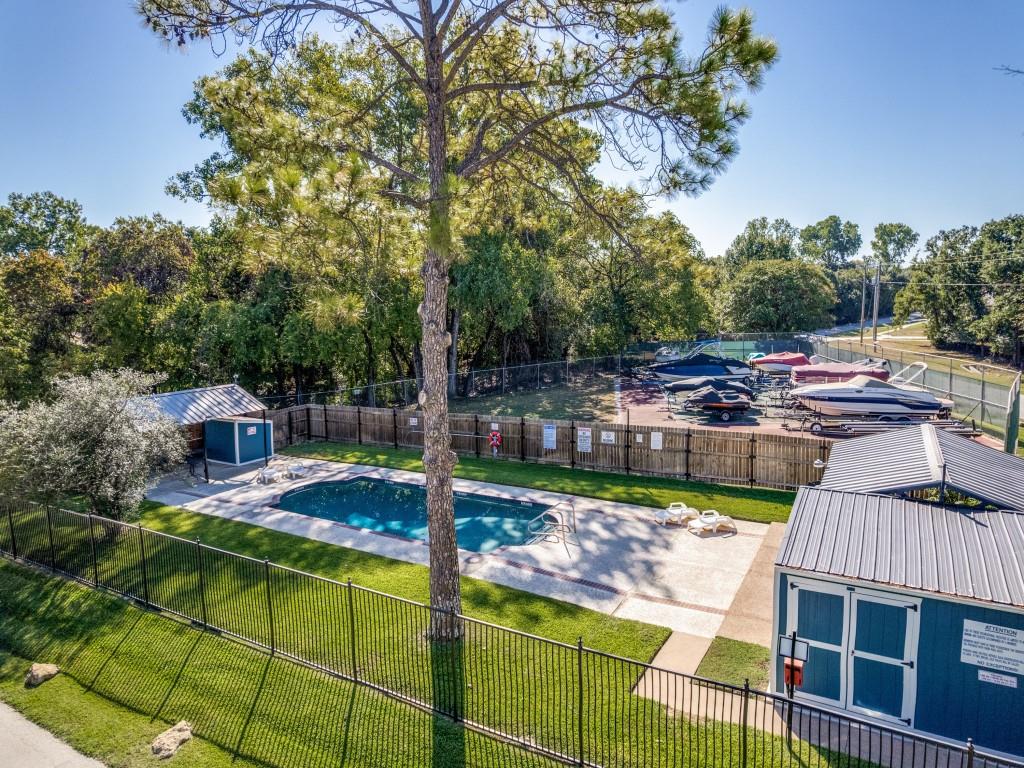 main property photo 29