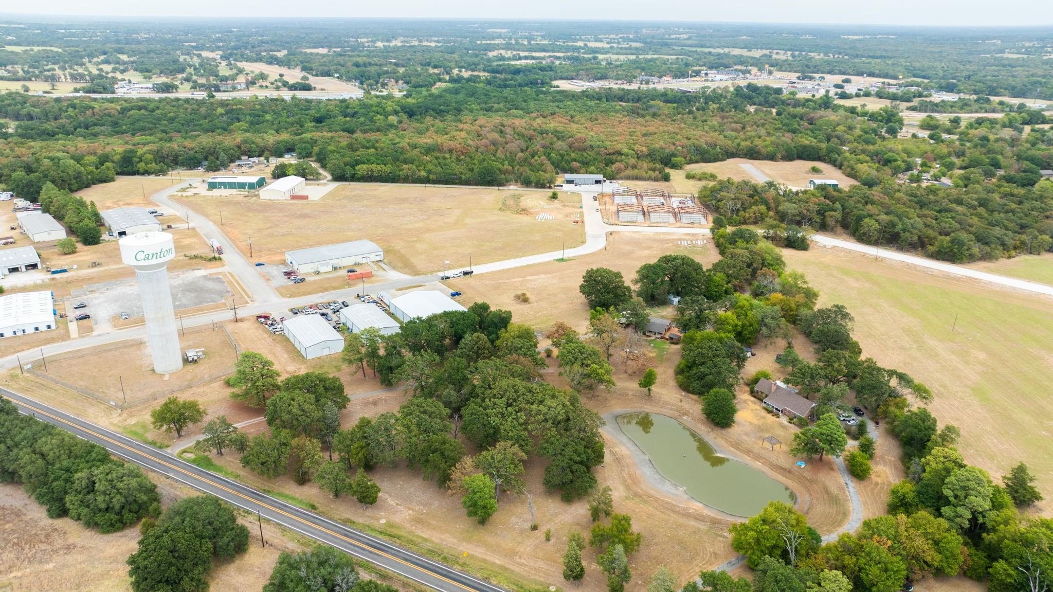 main property photo 34