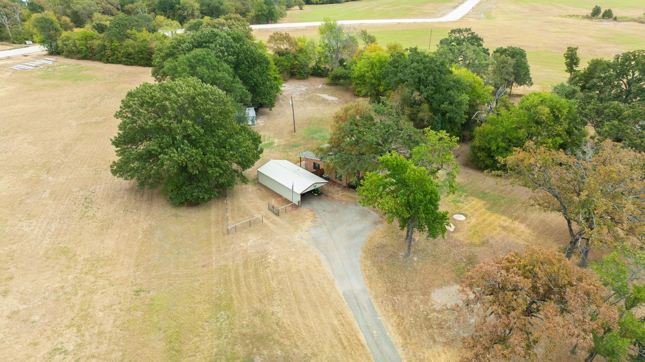 main property photo 38
