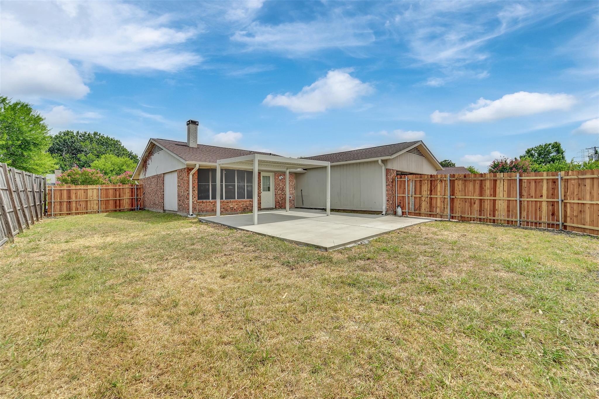 main property photo 21