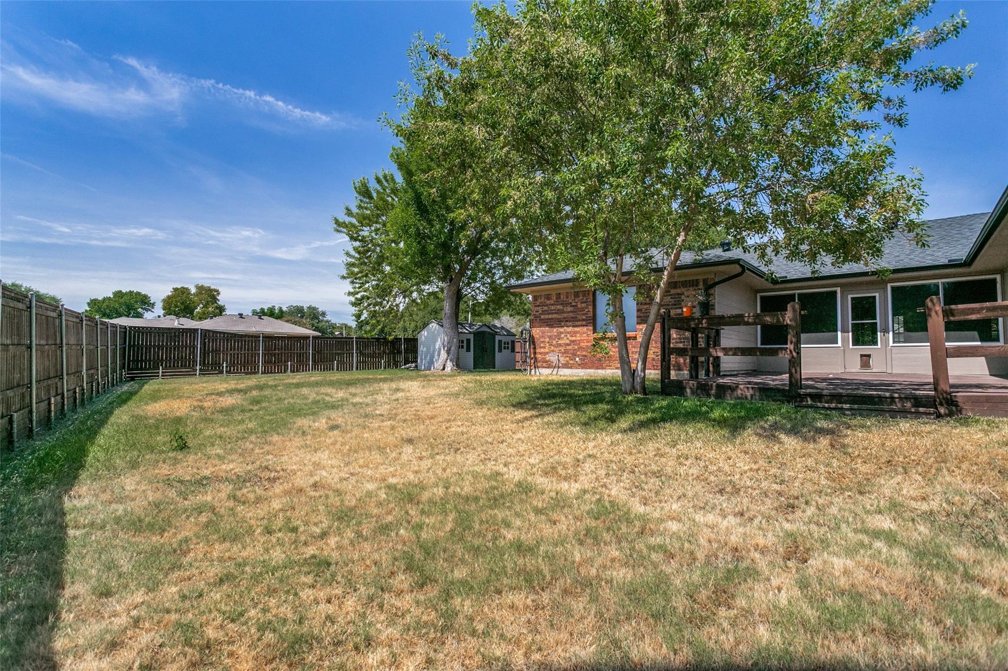 main property photo 23