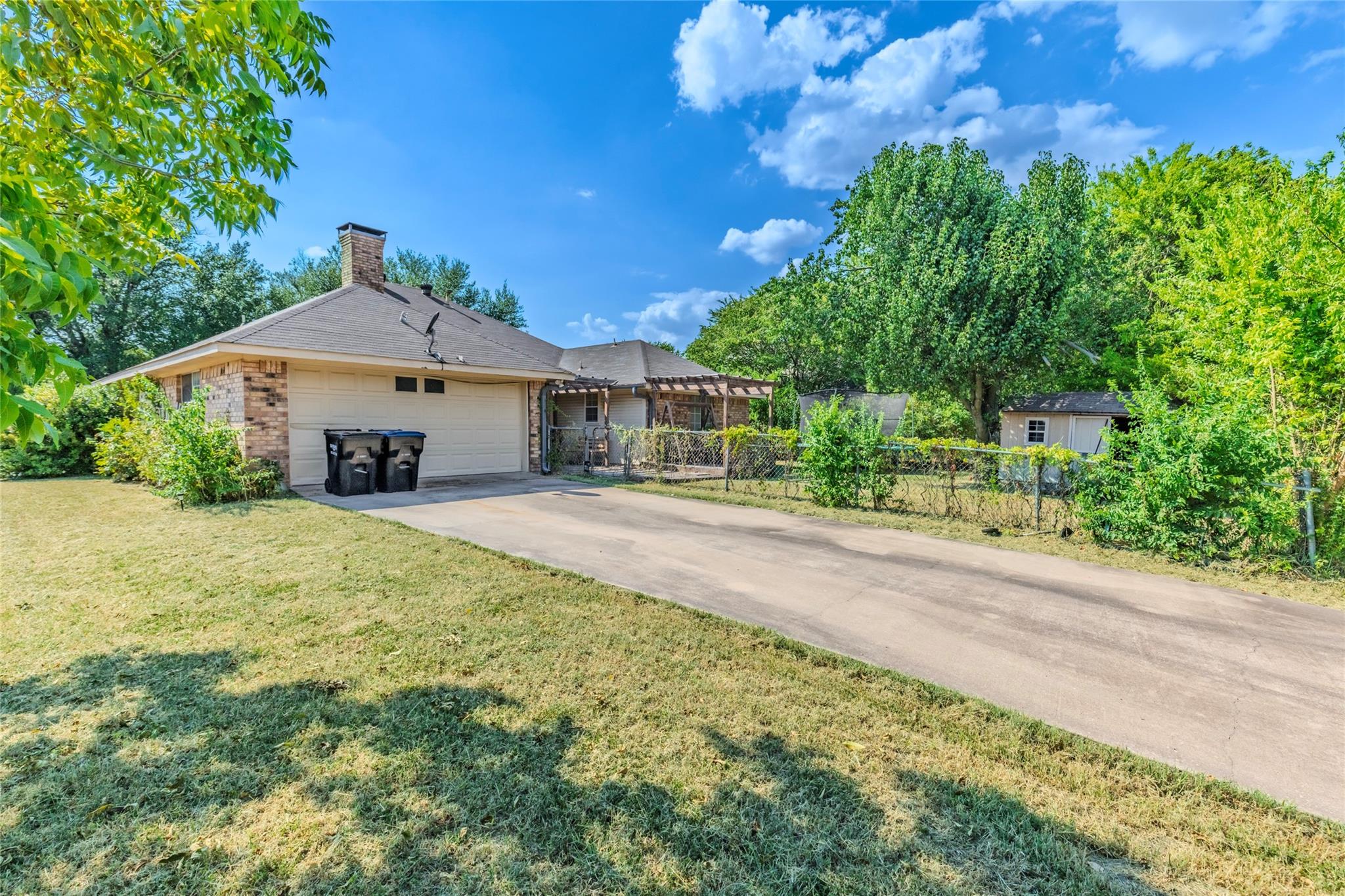 main property photo 32